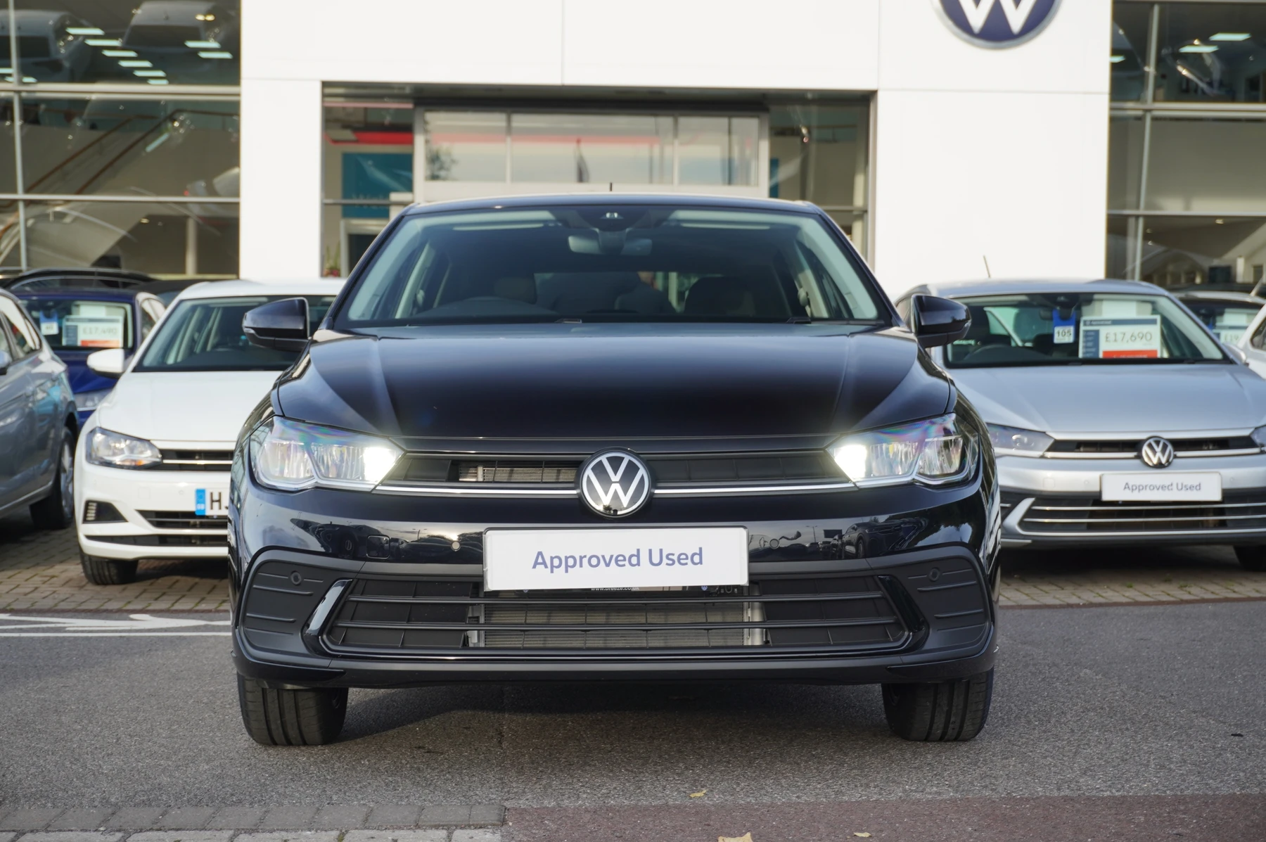 Volkswagen-Polo-image-6