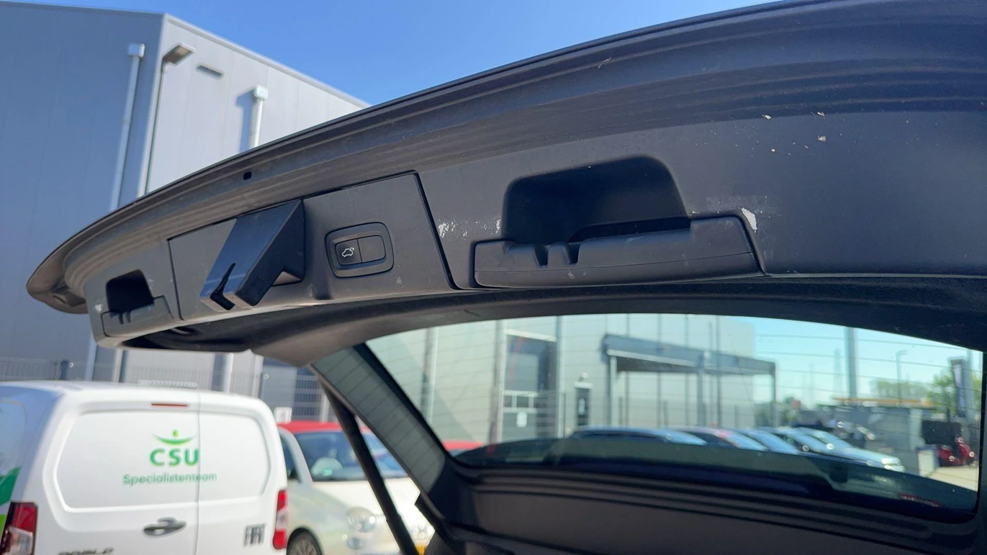 Volvo-V90-image-12
