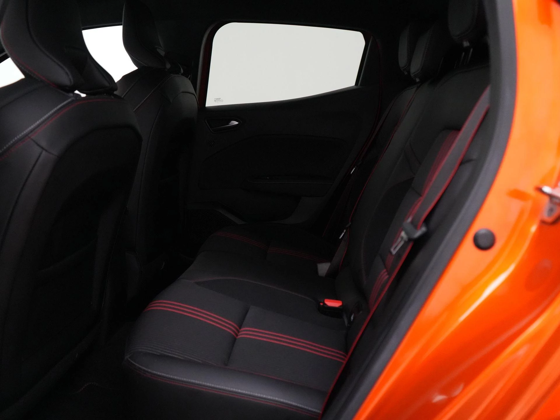 Renault Clio 1.6 E-Tech Hybrid 140 Initiale Paris