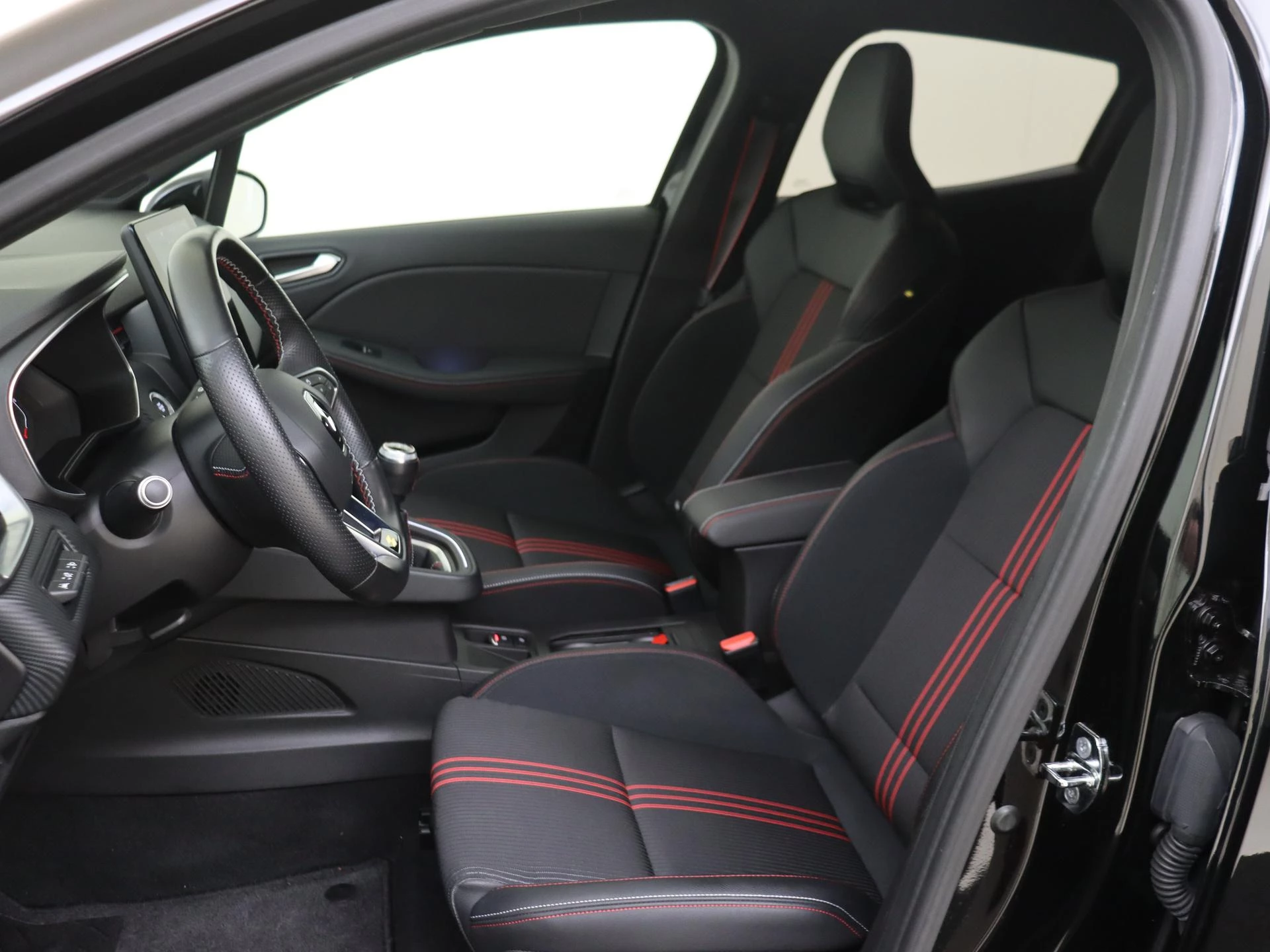 Renault-Clio-image-10