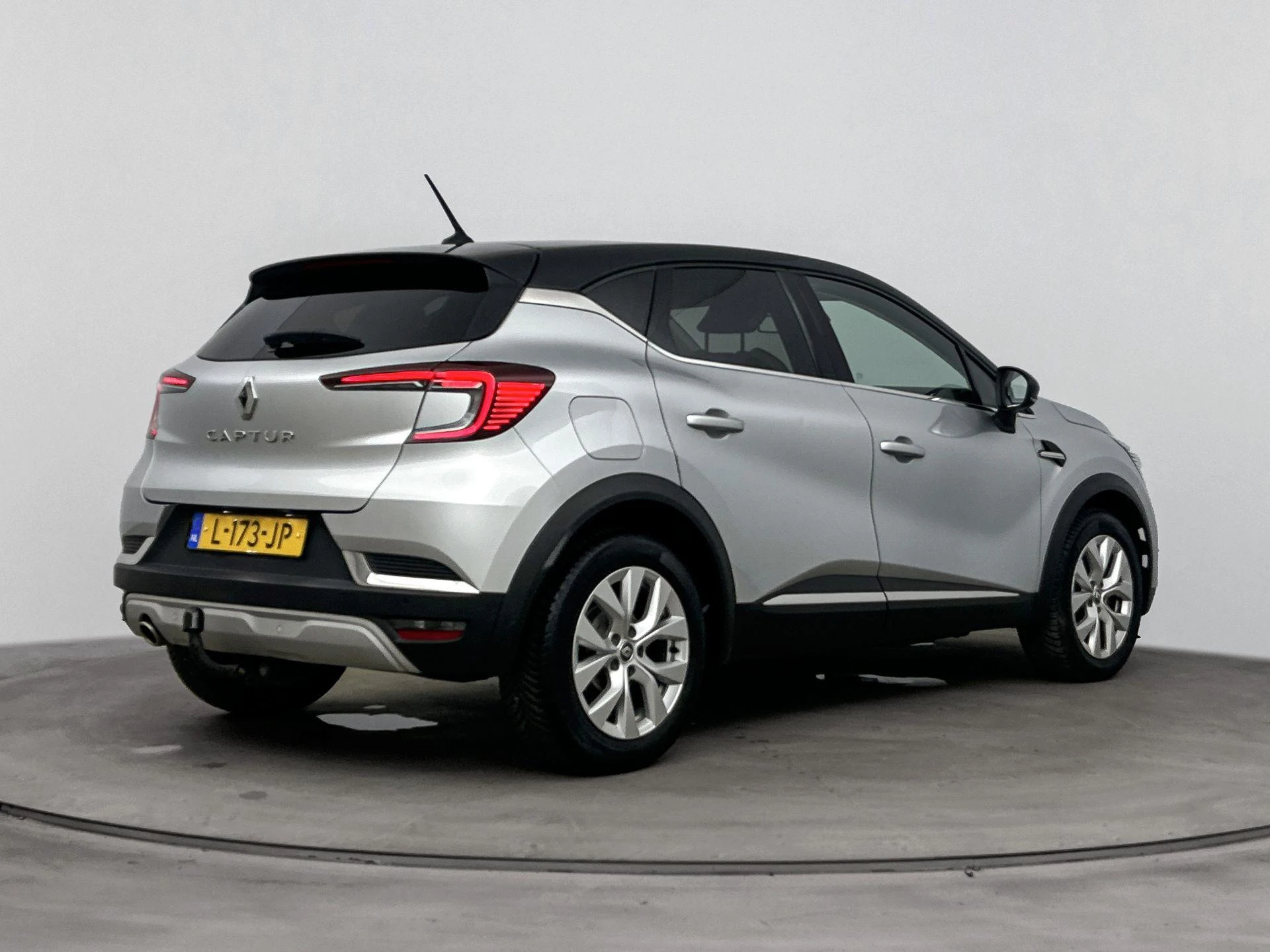 Renault Captur 1.3 TCe Intens 140PK