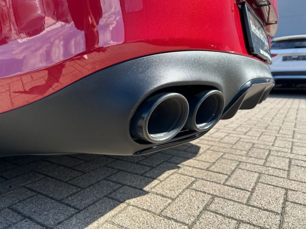 Mercedes-Benz-E-Klasse 450-image-18