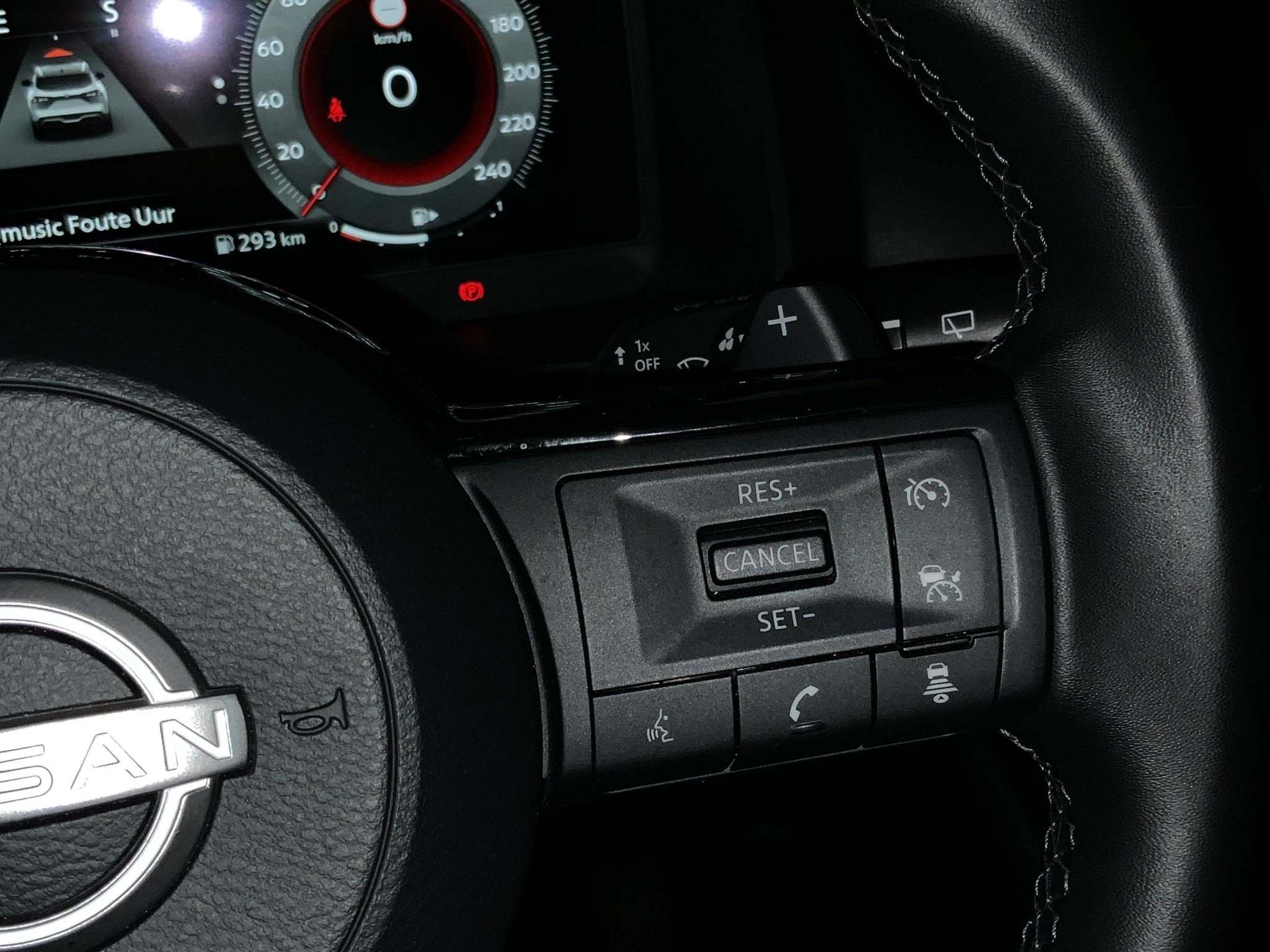 Nissan-QASHQAI-image-19