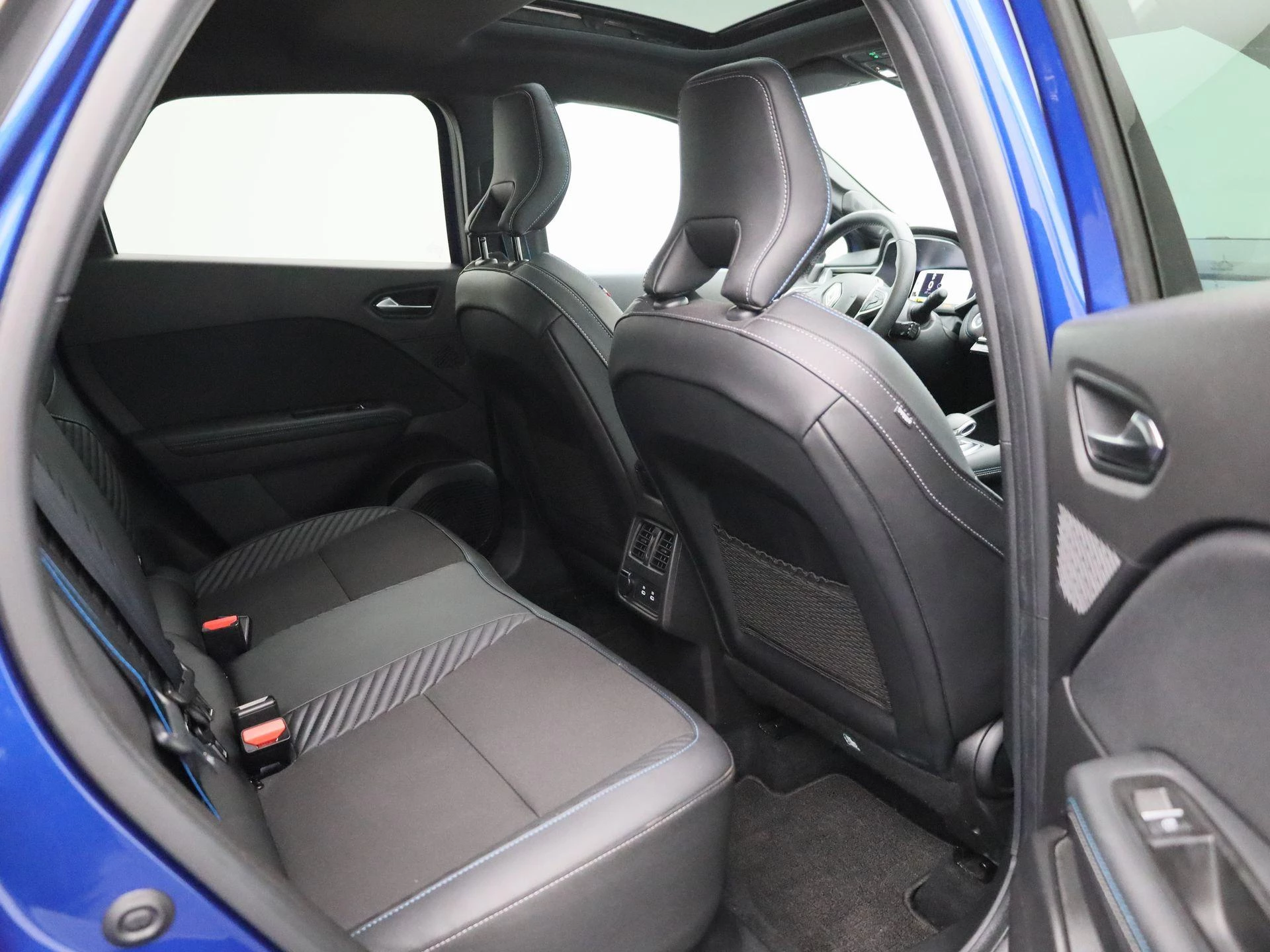 Renault-Captur-image-36