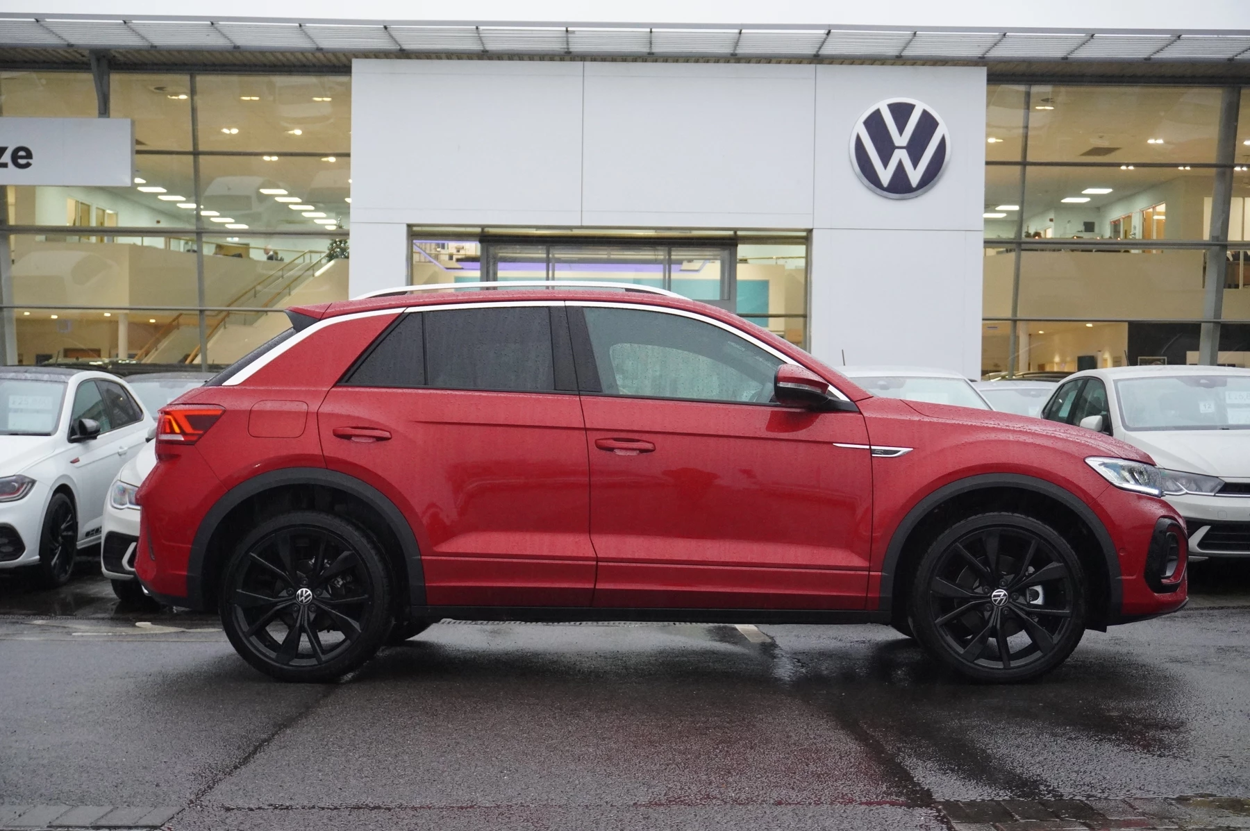 Volkswagen-T-Roc-image-3