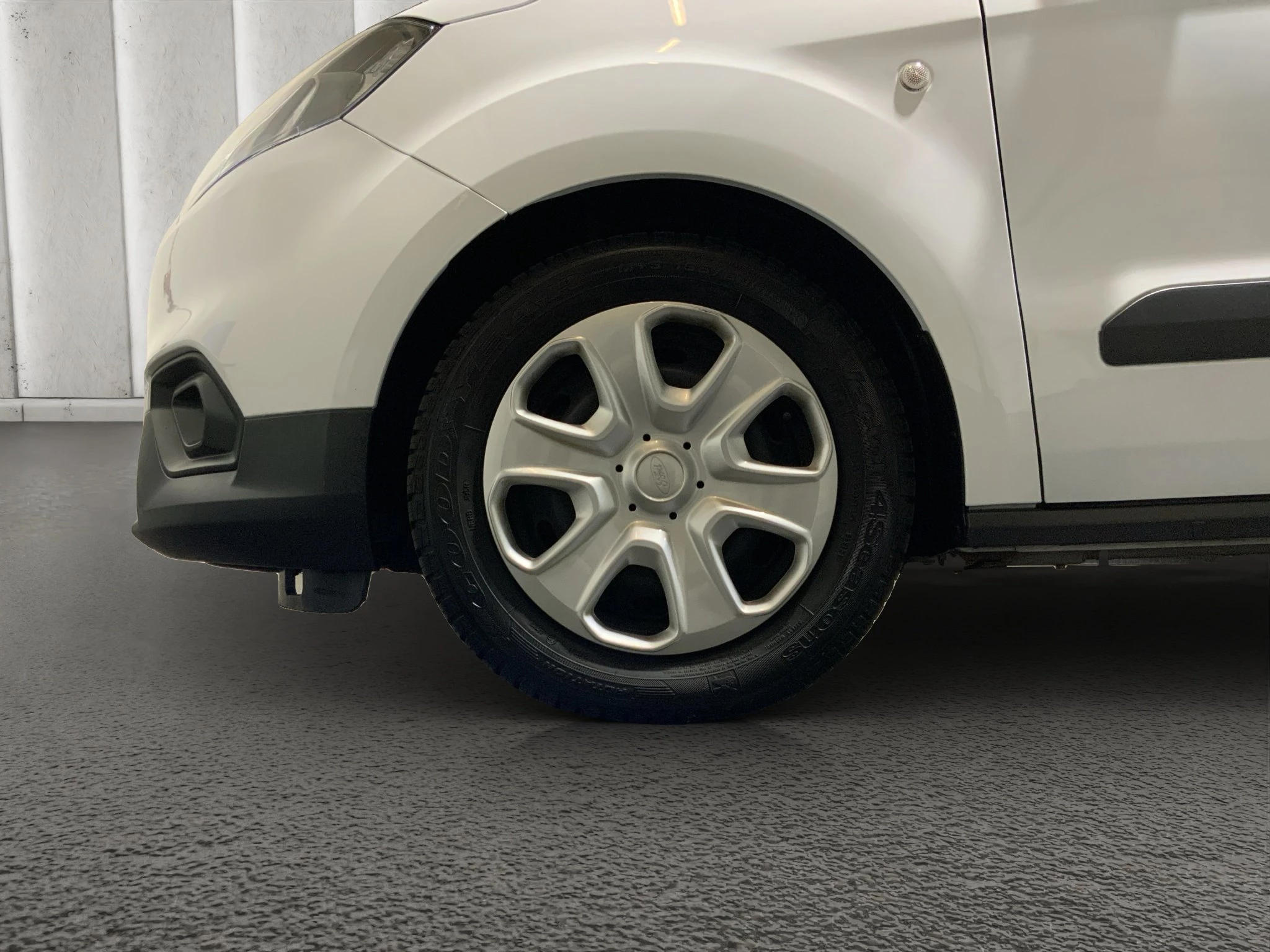 Ford Transit Courier Trend 1.0 EcoBoost 74kW Lieferwagen
