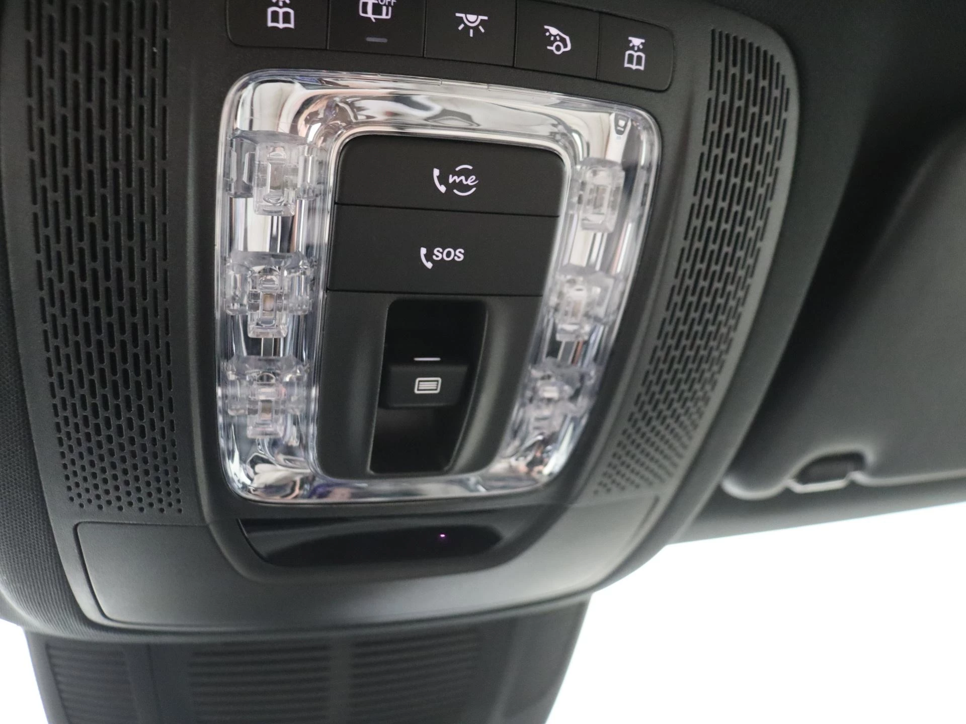 Mercedes-Benz-GLE-image-23