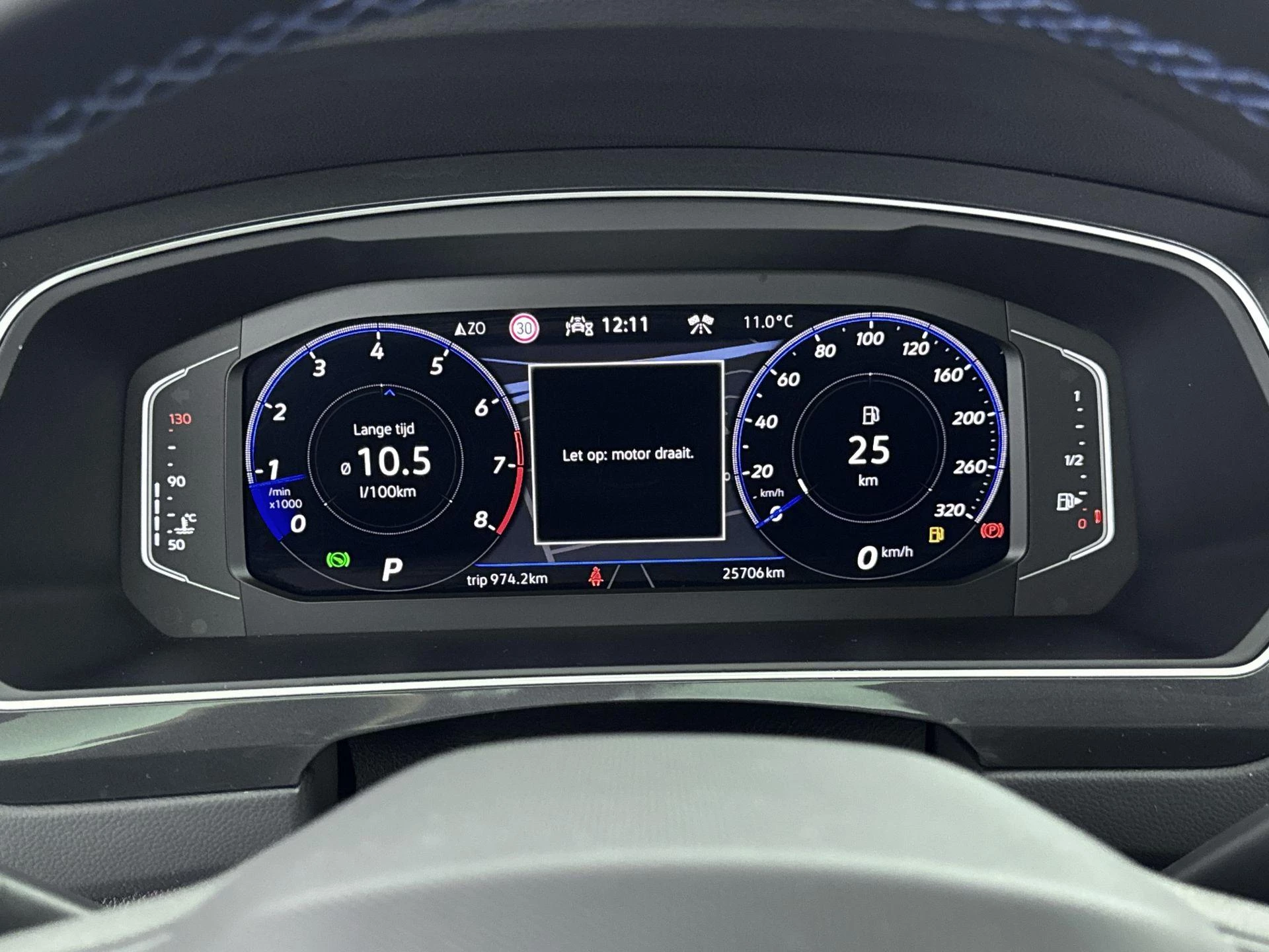 Volkswagen-Tiguan-image-17