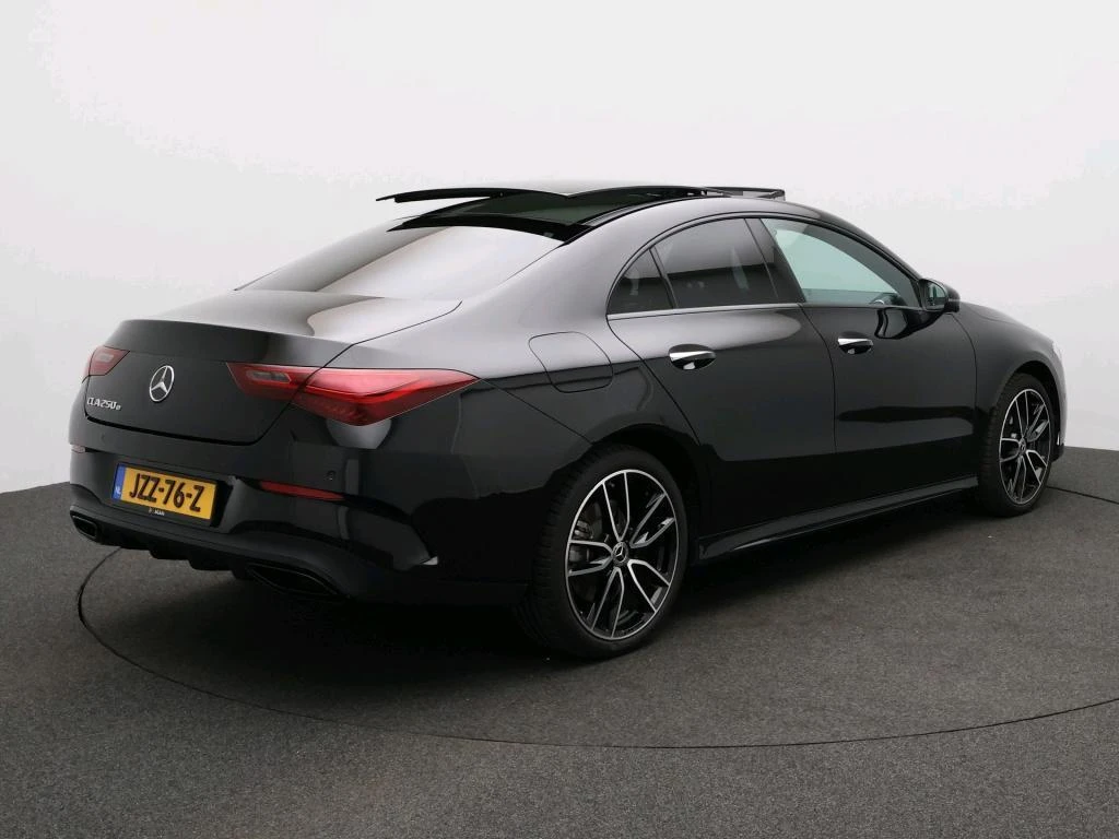 Mercedes-Benz-CLA-image-3