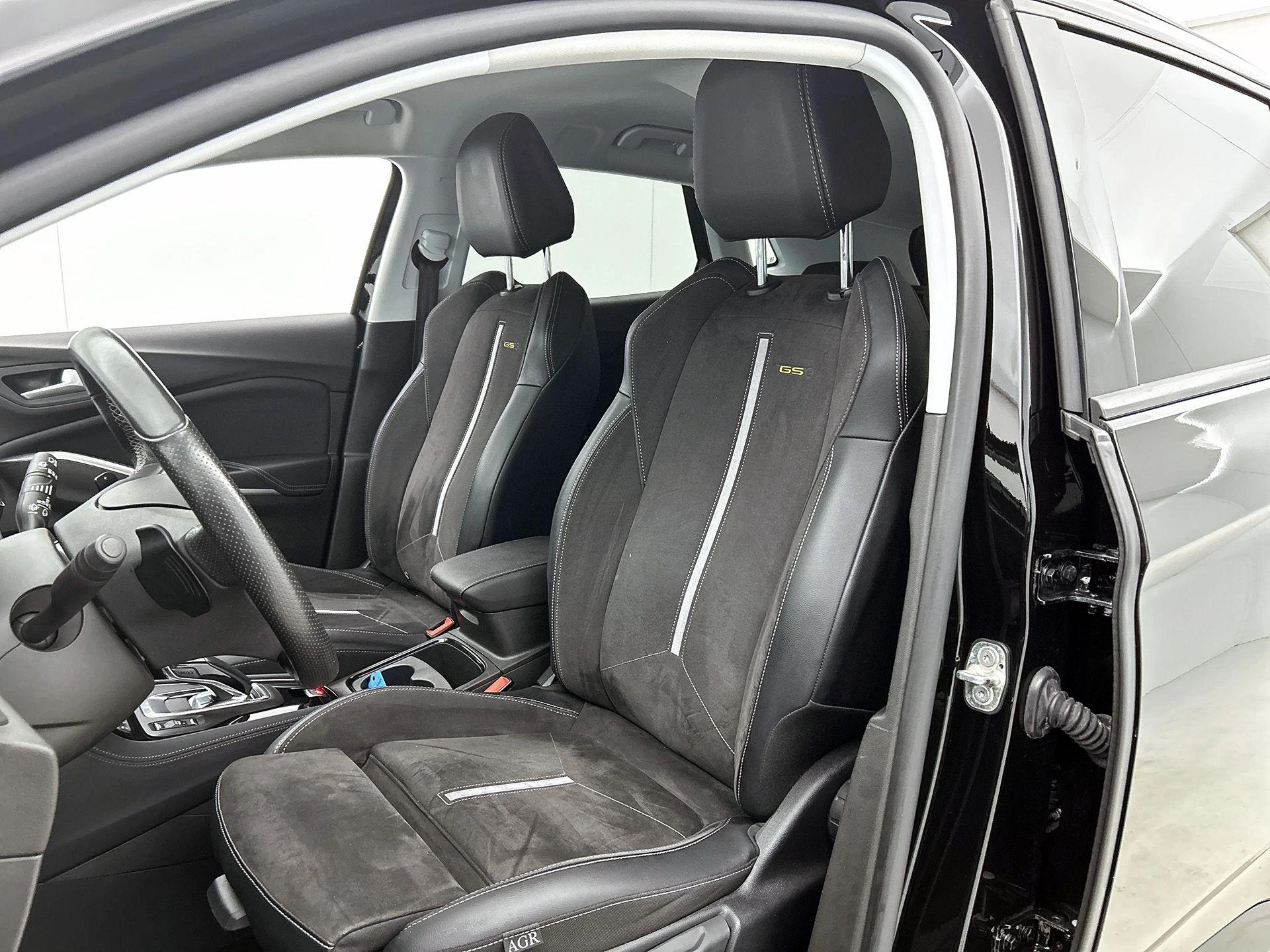 Opel-Grandland-image-37