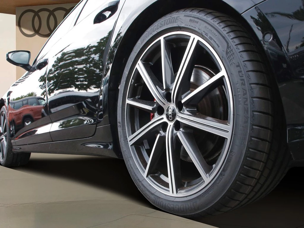 Audi A6 Avant 55 TFSI e Q S line 20"|360°|ACC|AHK|HuD