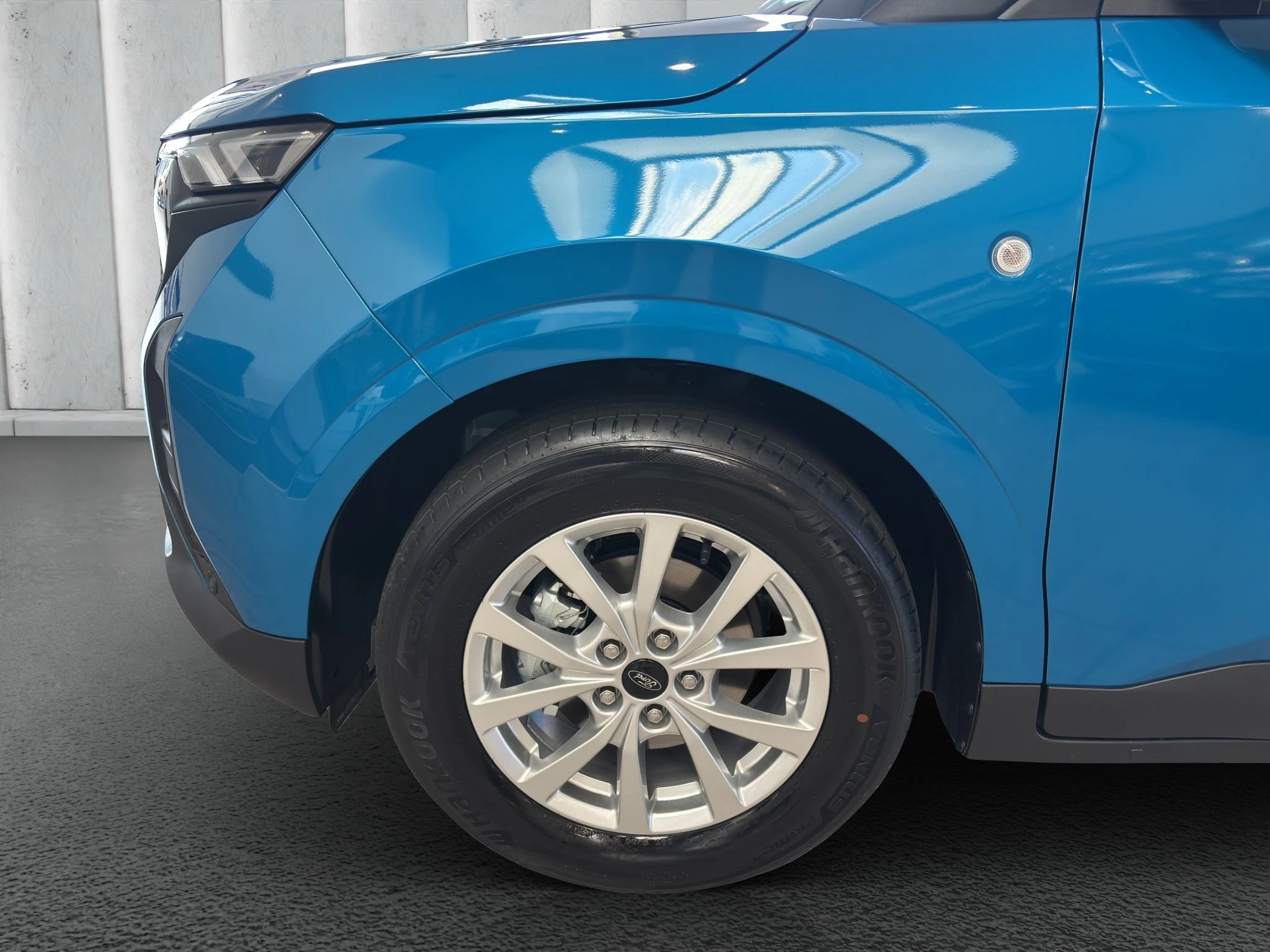 Ford-Tourneo Courier-image-8