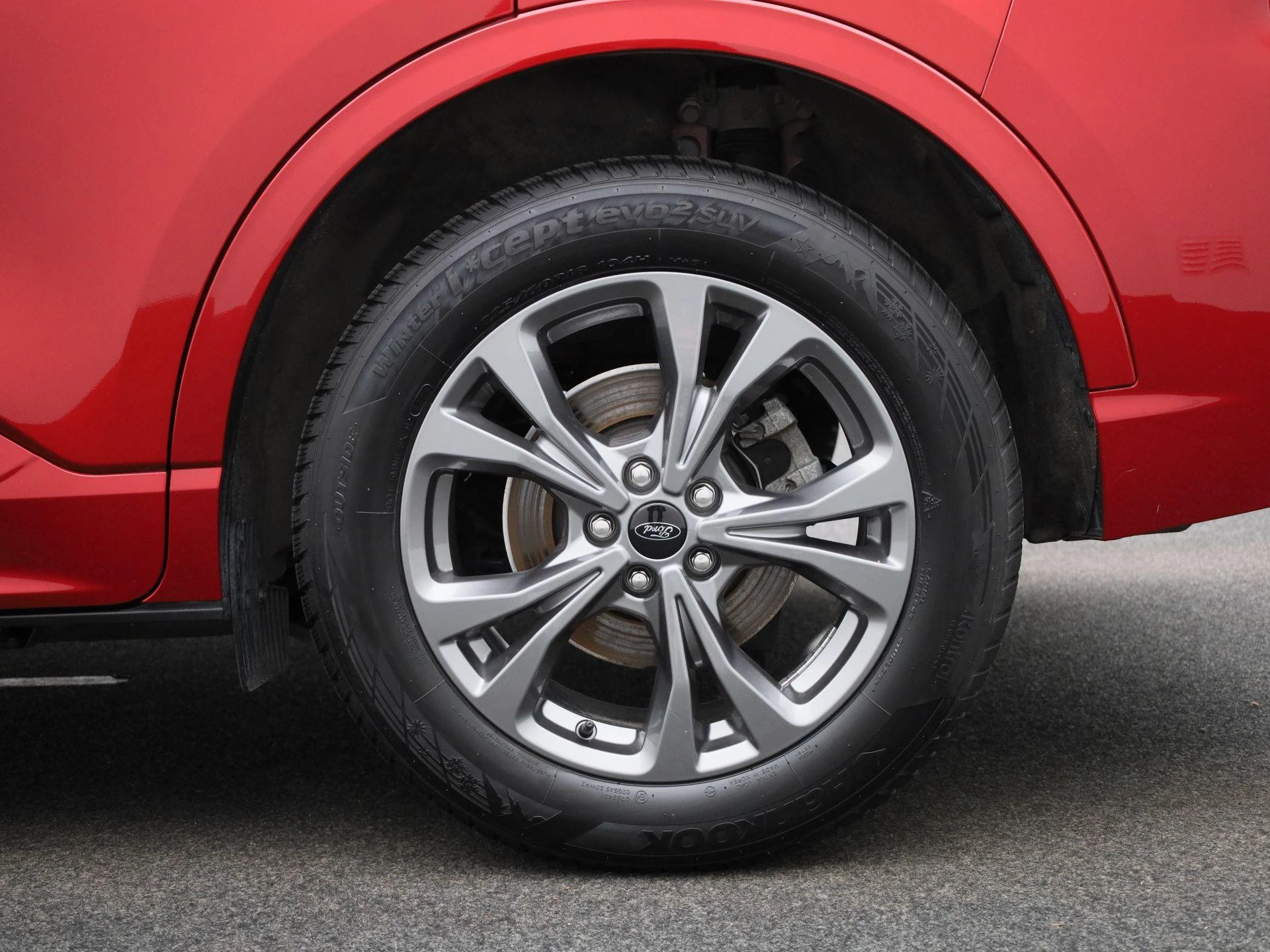 Ford-Kuga-image-12