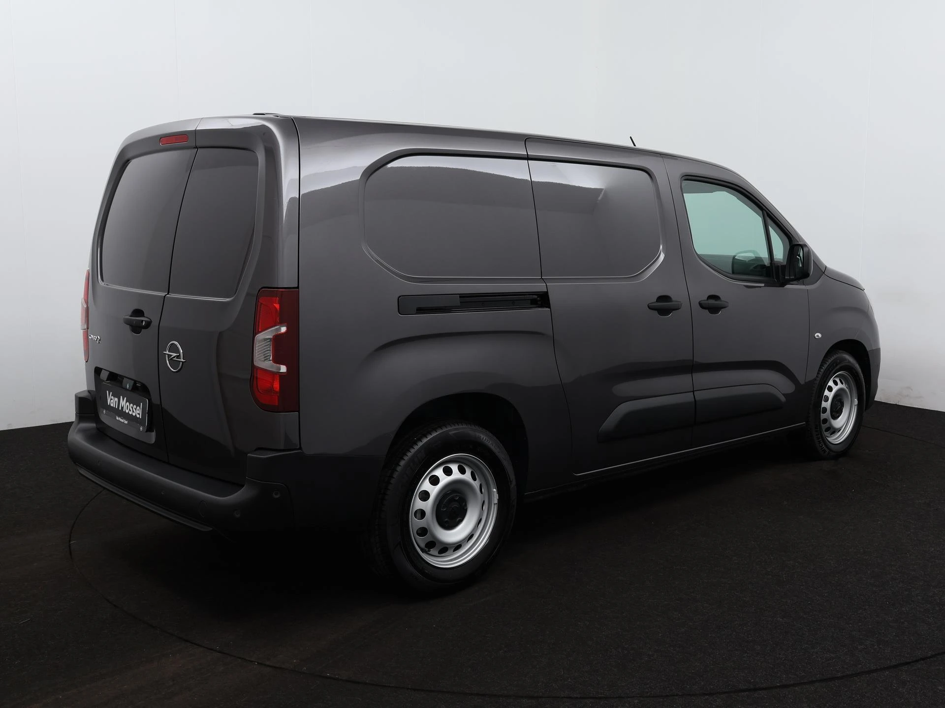 Opel-Combo-image-1