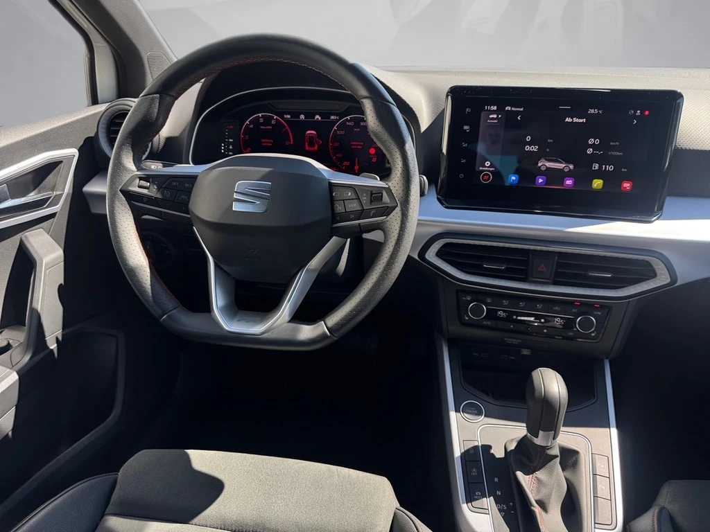 SEAT-Arona-image-9