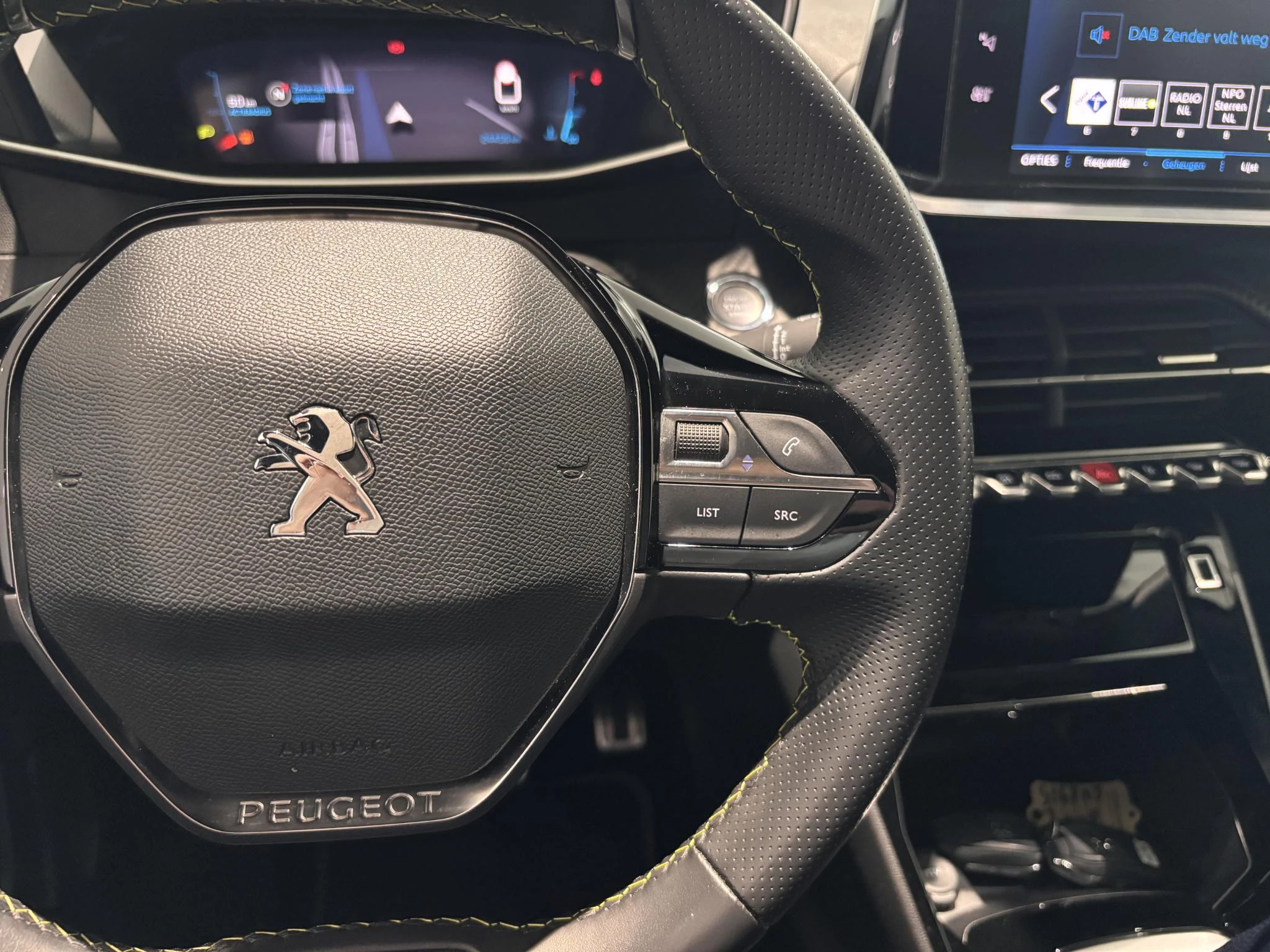 Peugeot-2008-image-14