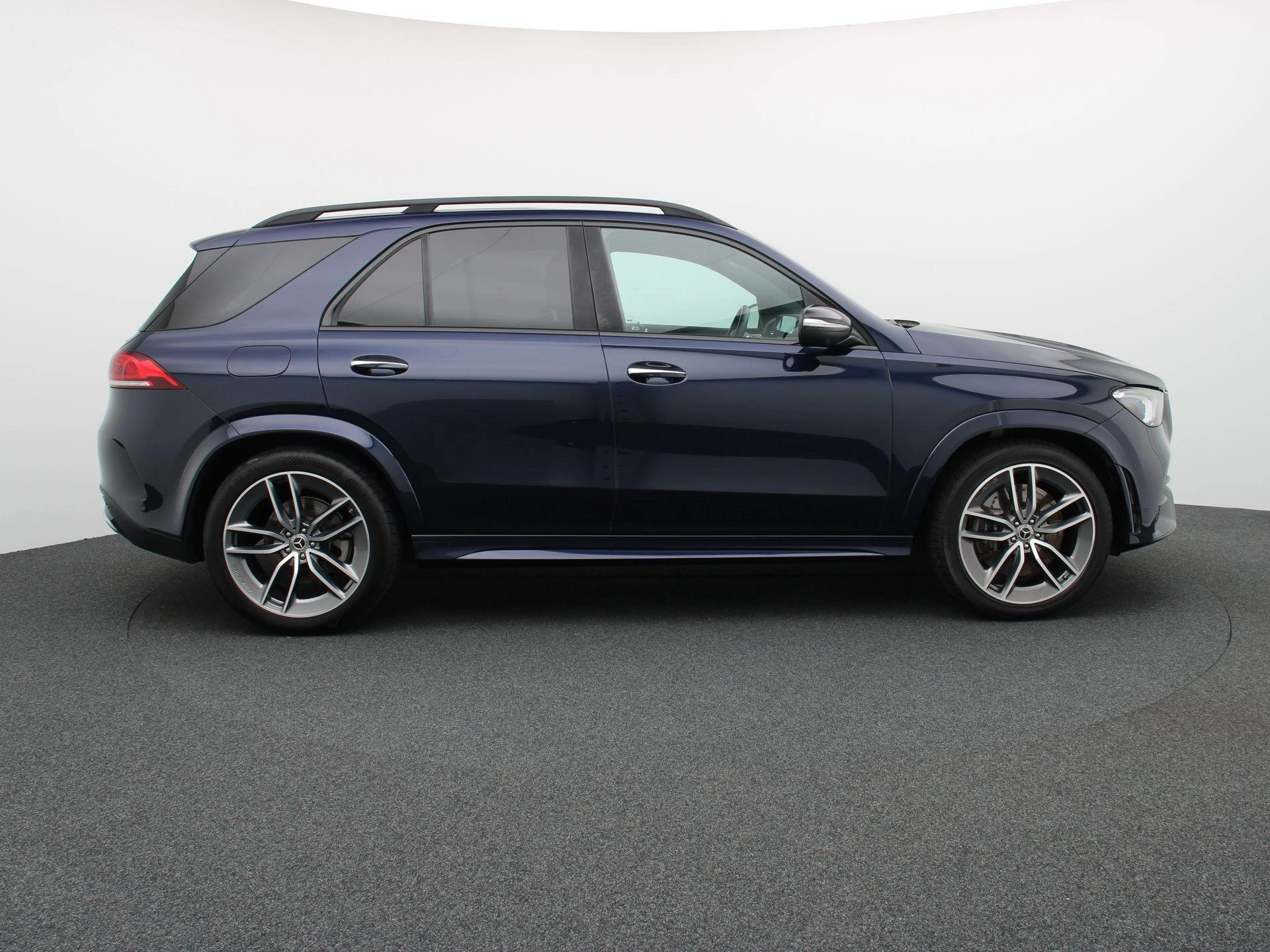 Mercedes-Benz-GLE-image-5