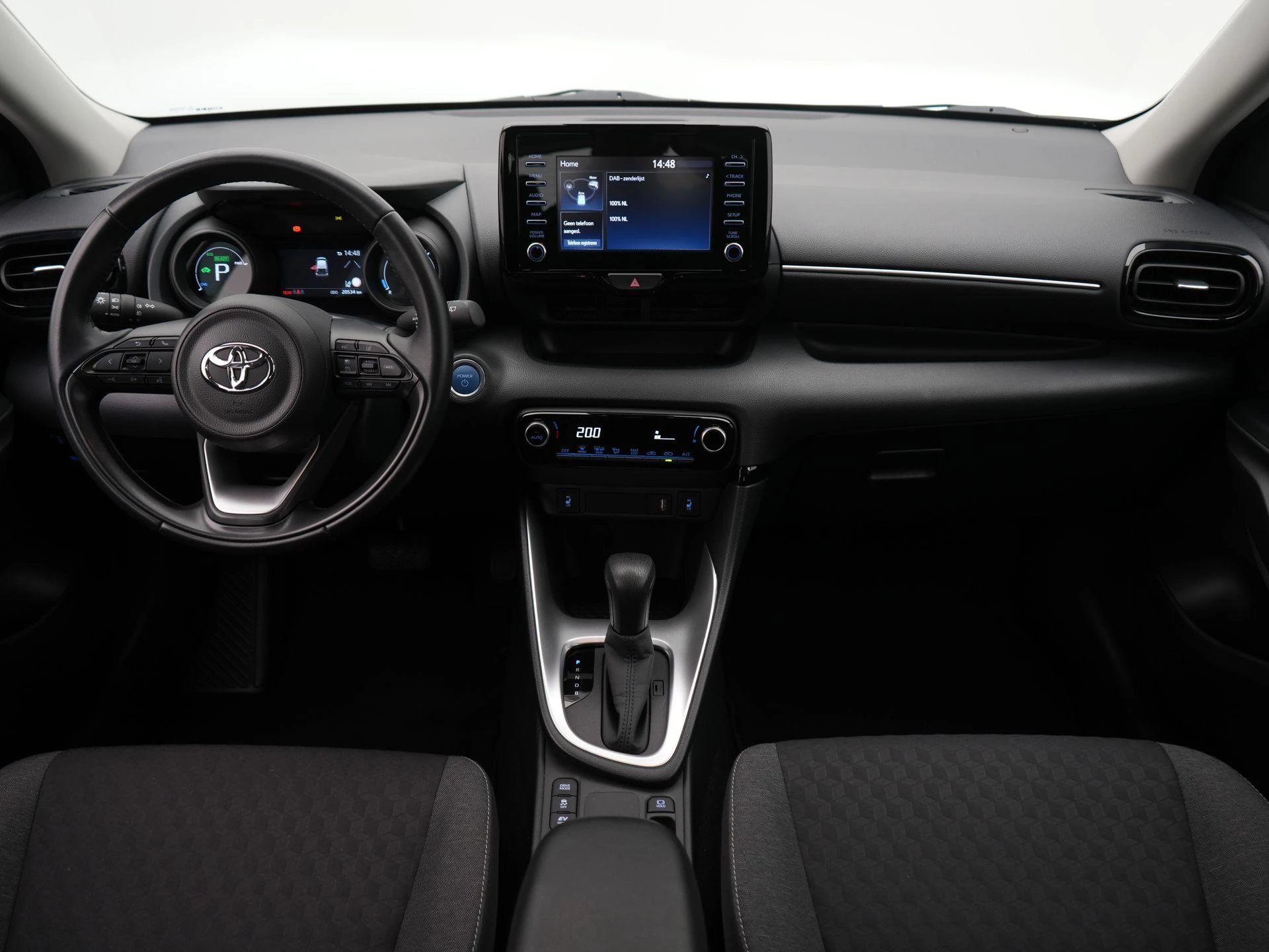 Toyota-Yaris-image-6