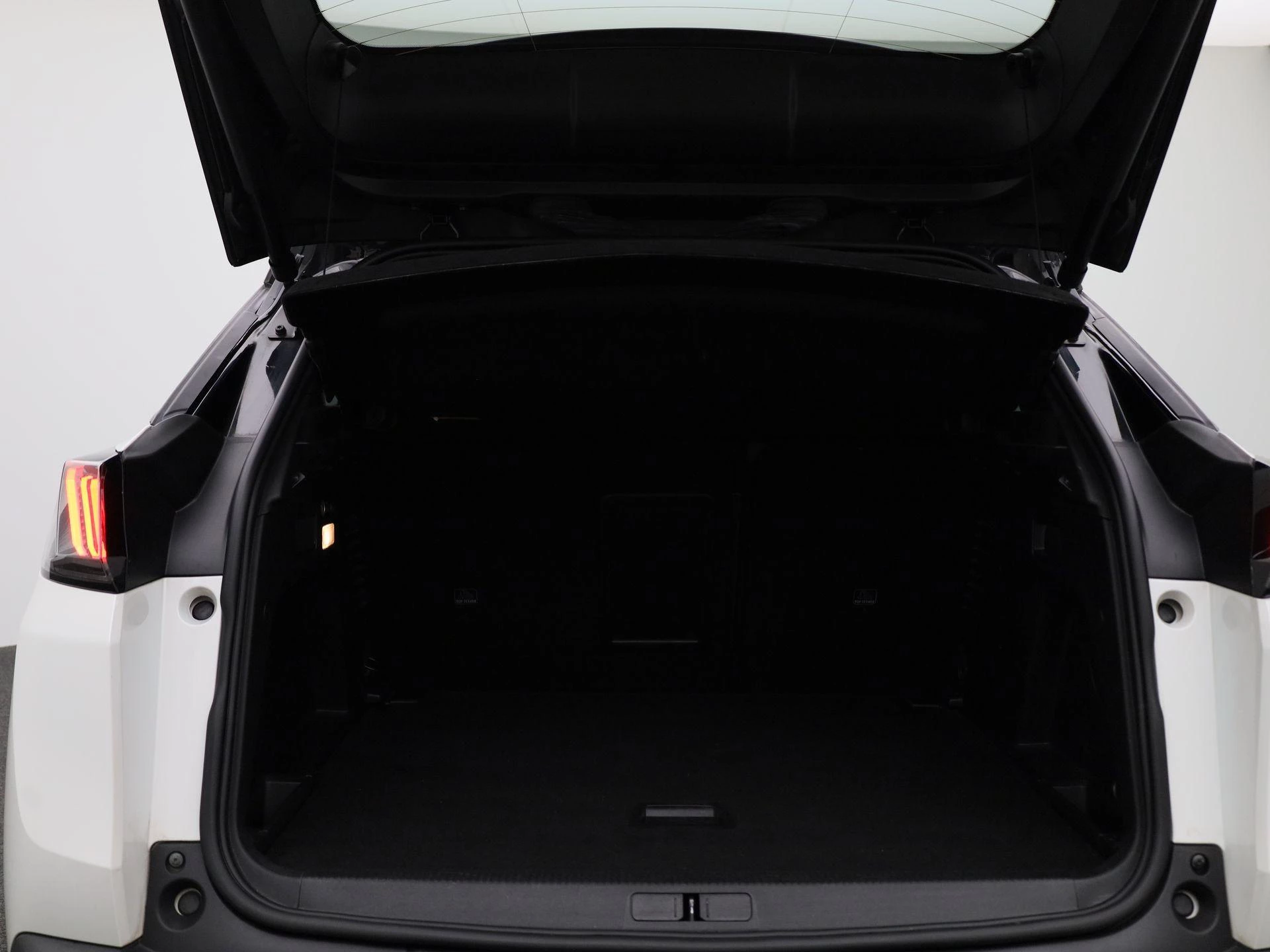 Peugeot-3008-image-13