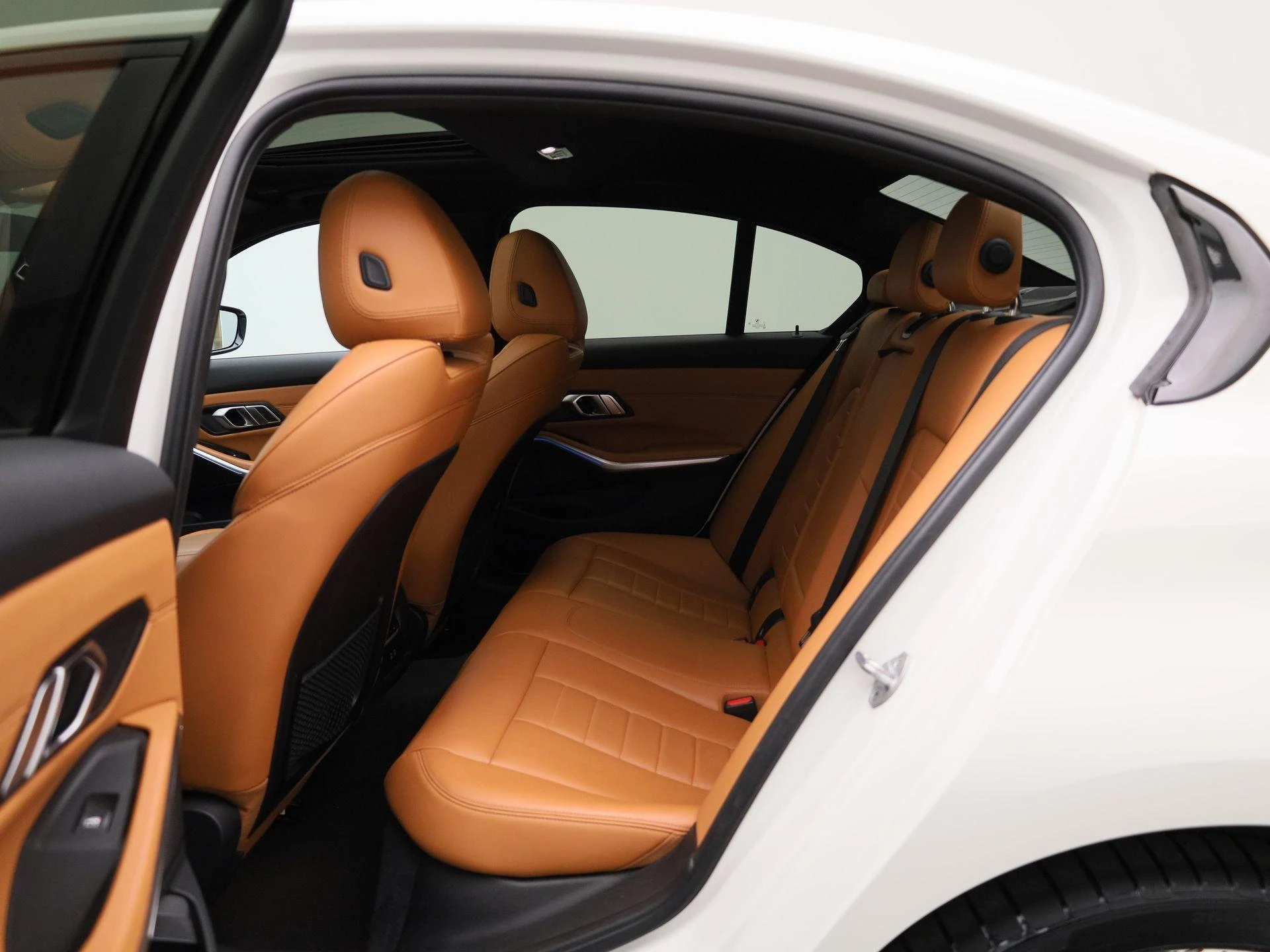 BMW-3 Serie-image-9