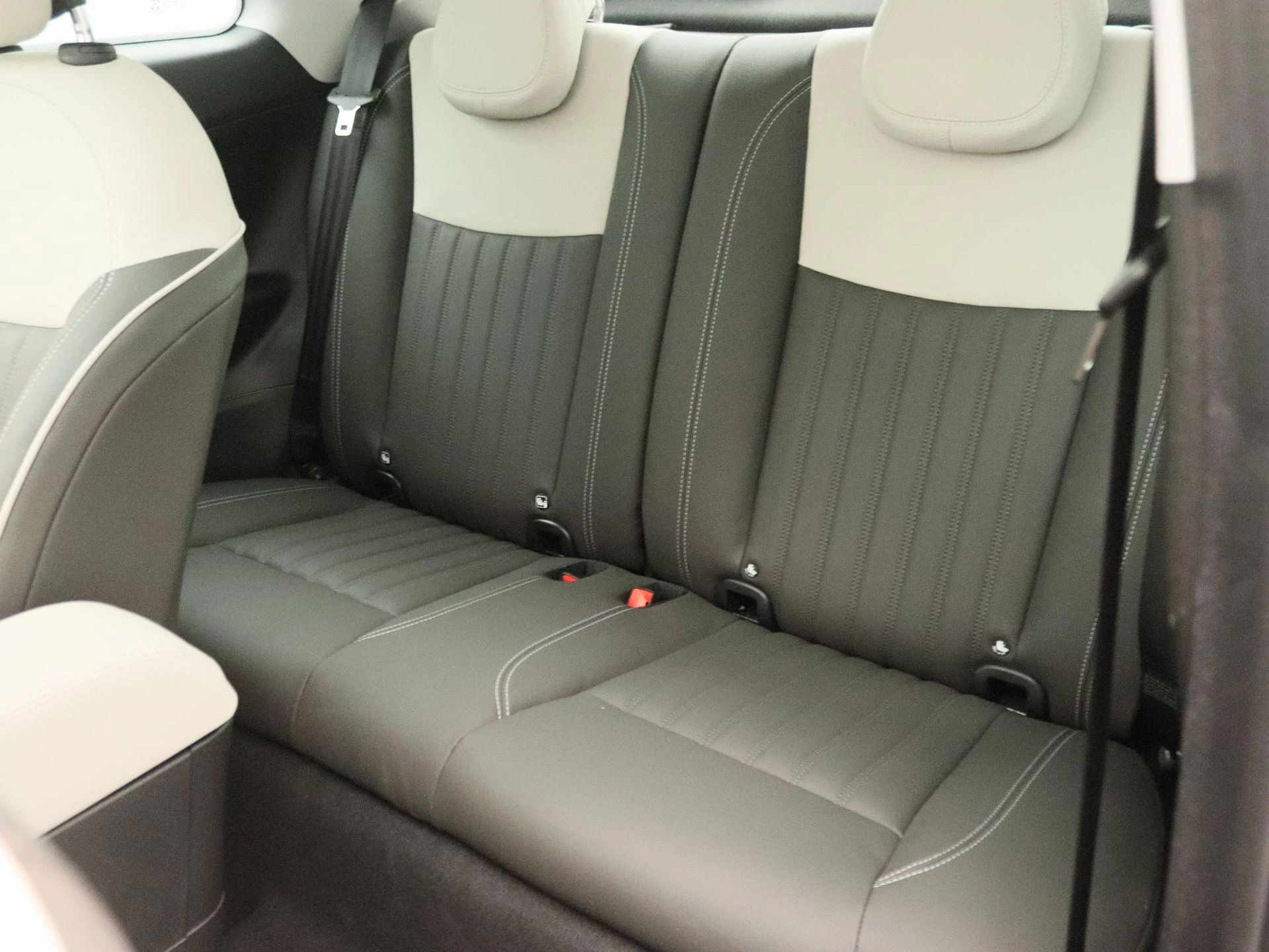 Fiat 500 1.0 Hybrid La Prima