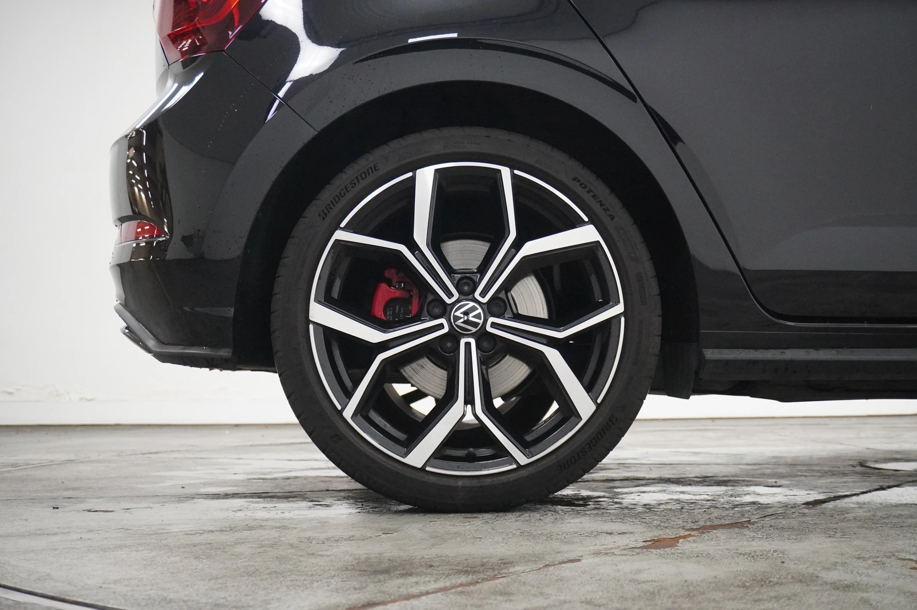 Volkswagen-Polo-image-20