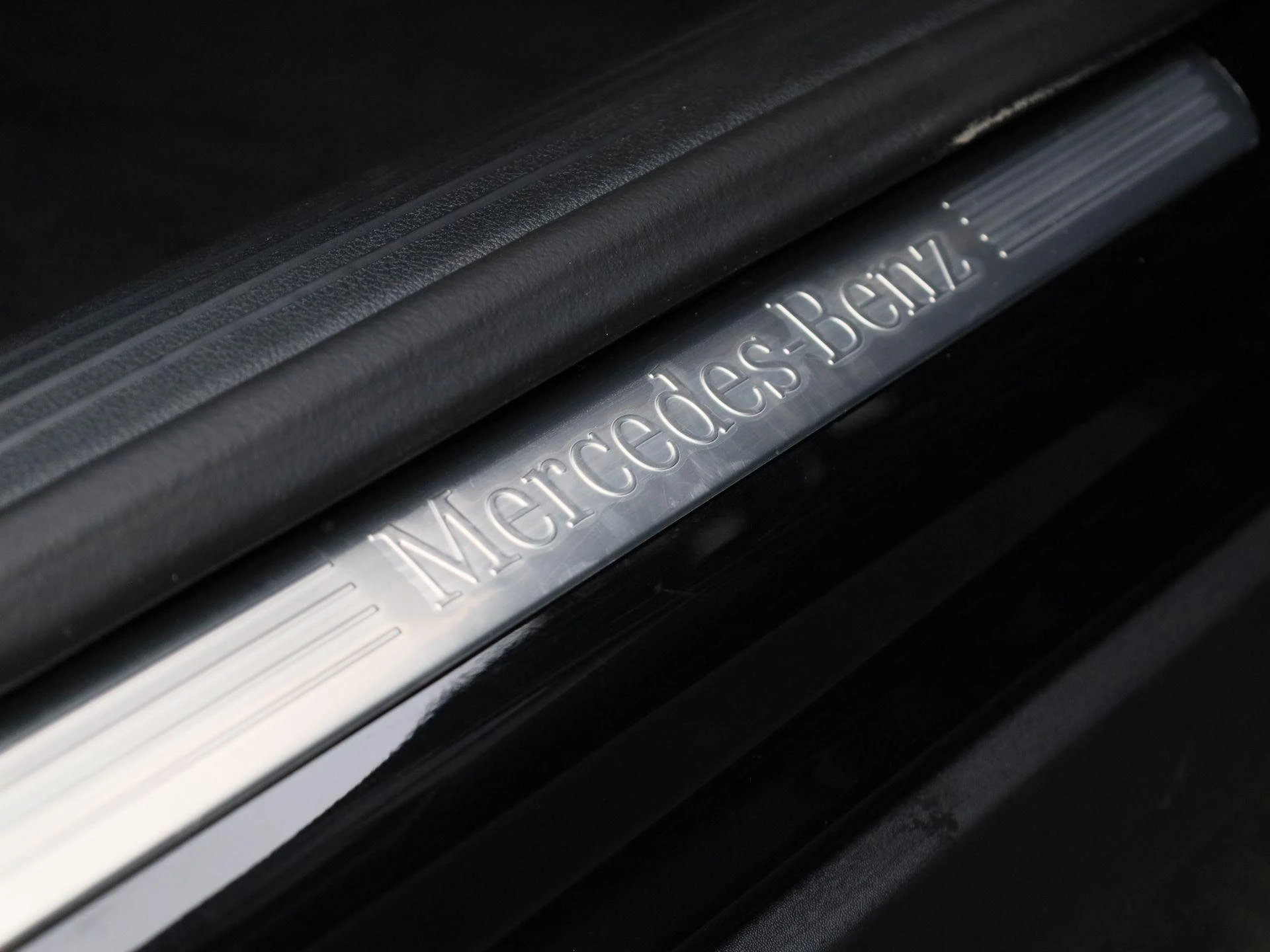 Mercedes-Benz-GLB-image-40