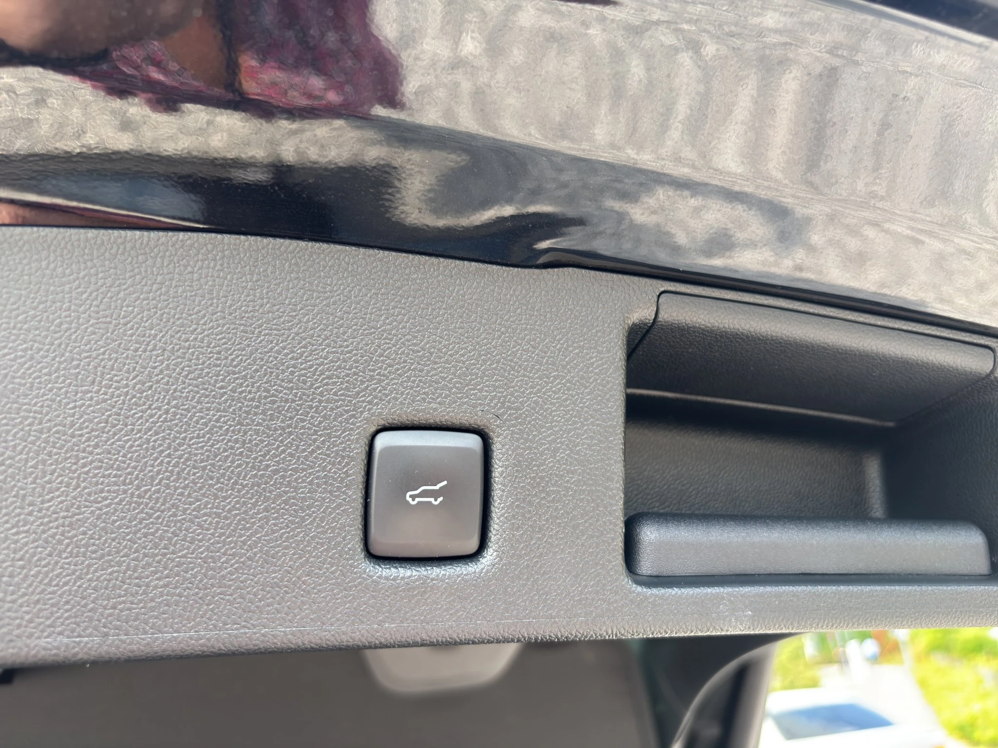 Ford Kuga ST-Line X Aut.*PANO*AHK*360GRAD*LED-MATRIX*NAVI*GRA*WINTER-PKT..