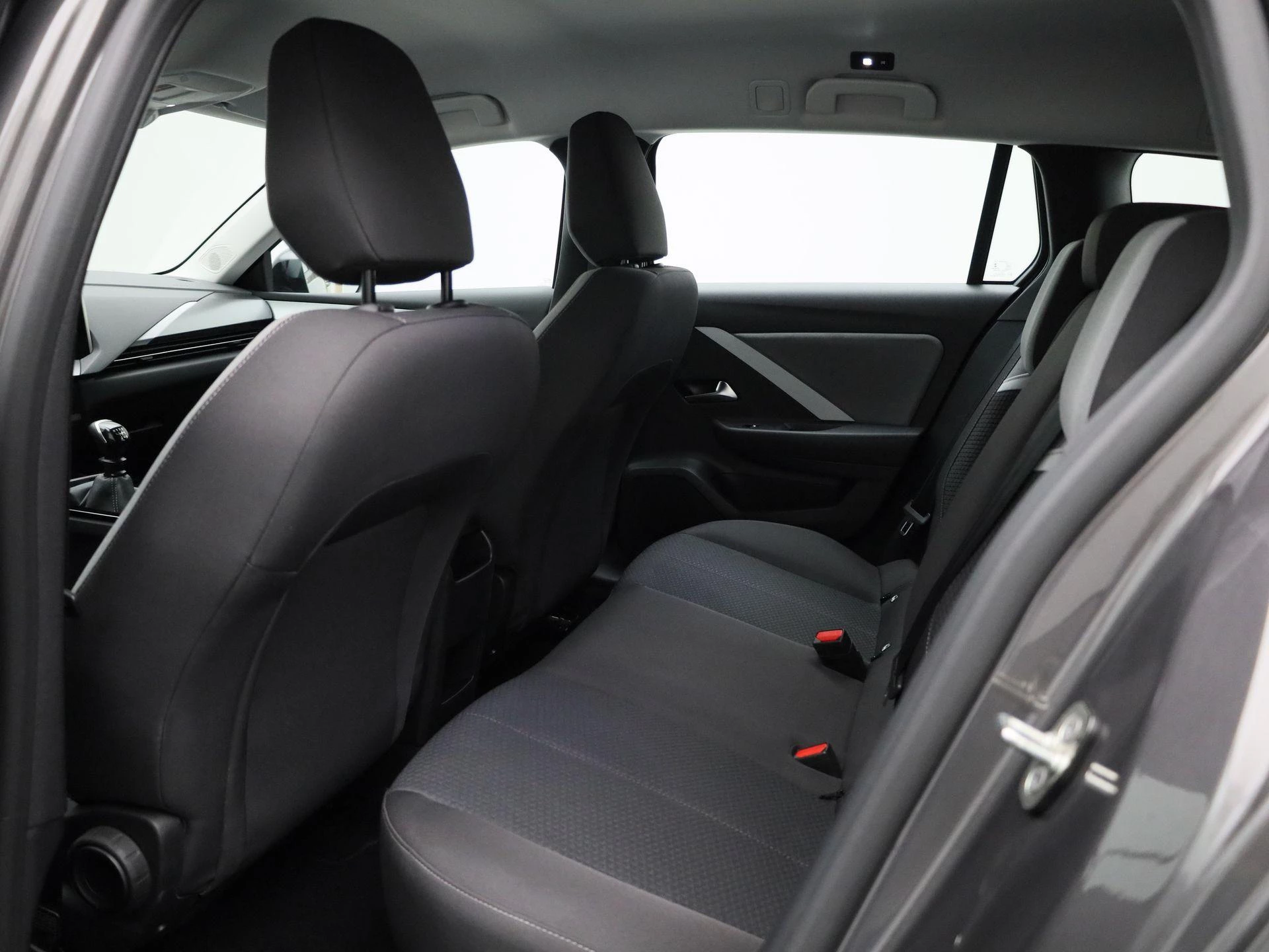 Opel-Astra-image-9