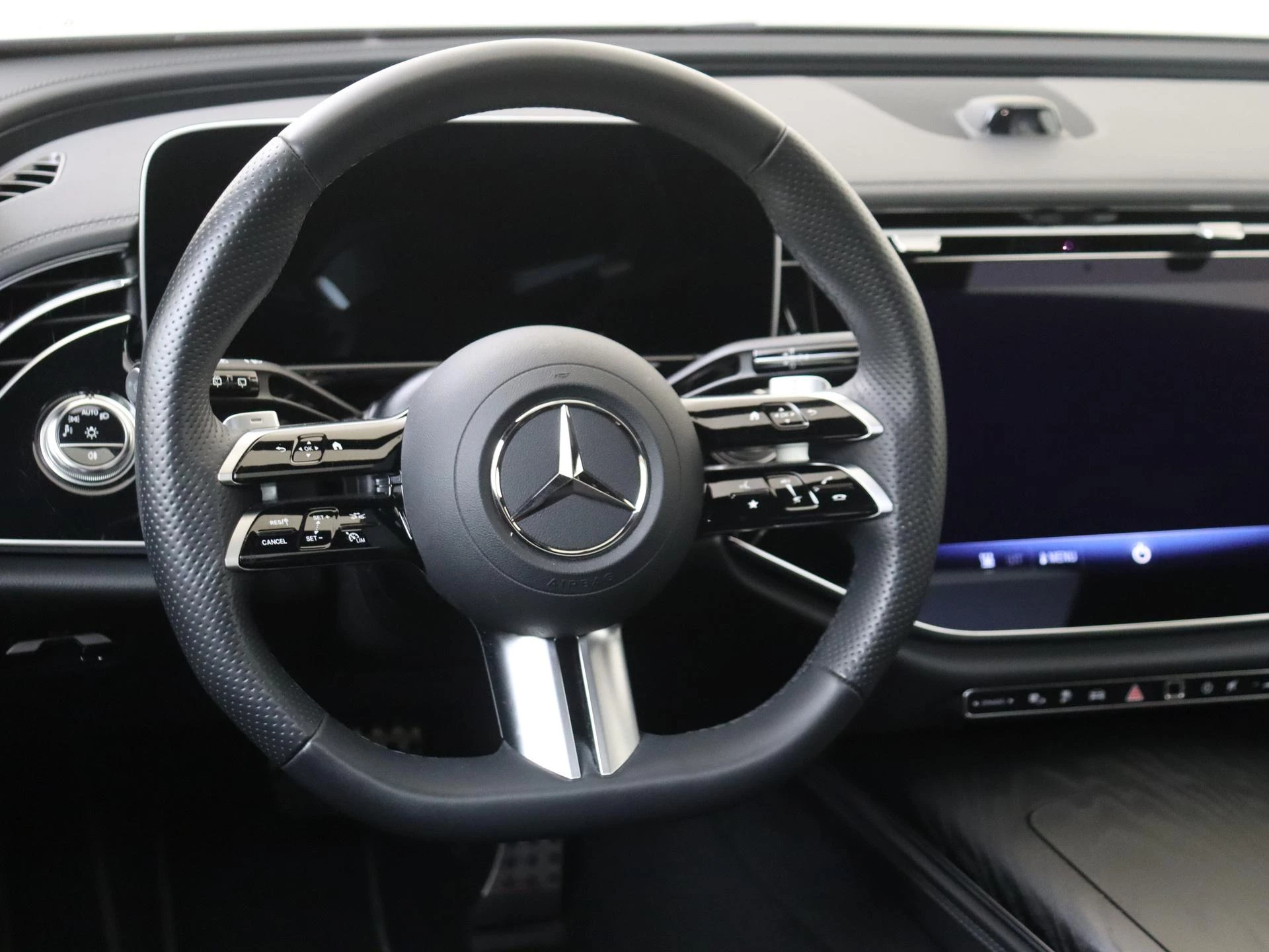 Mercedes-Benz E-Klasse Estate 300 e AMG Line