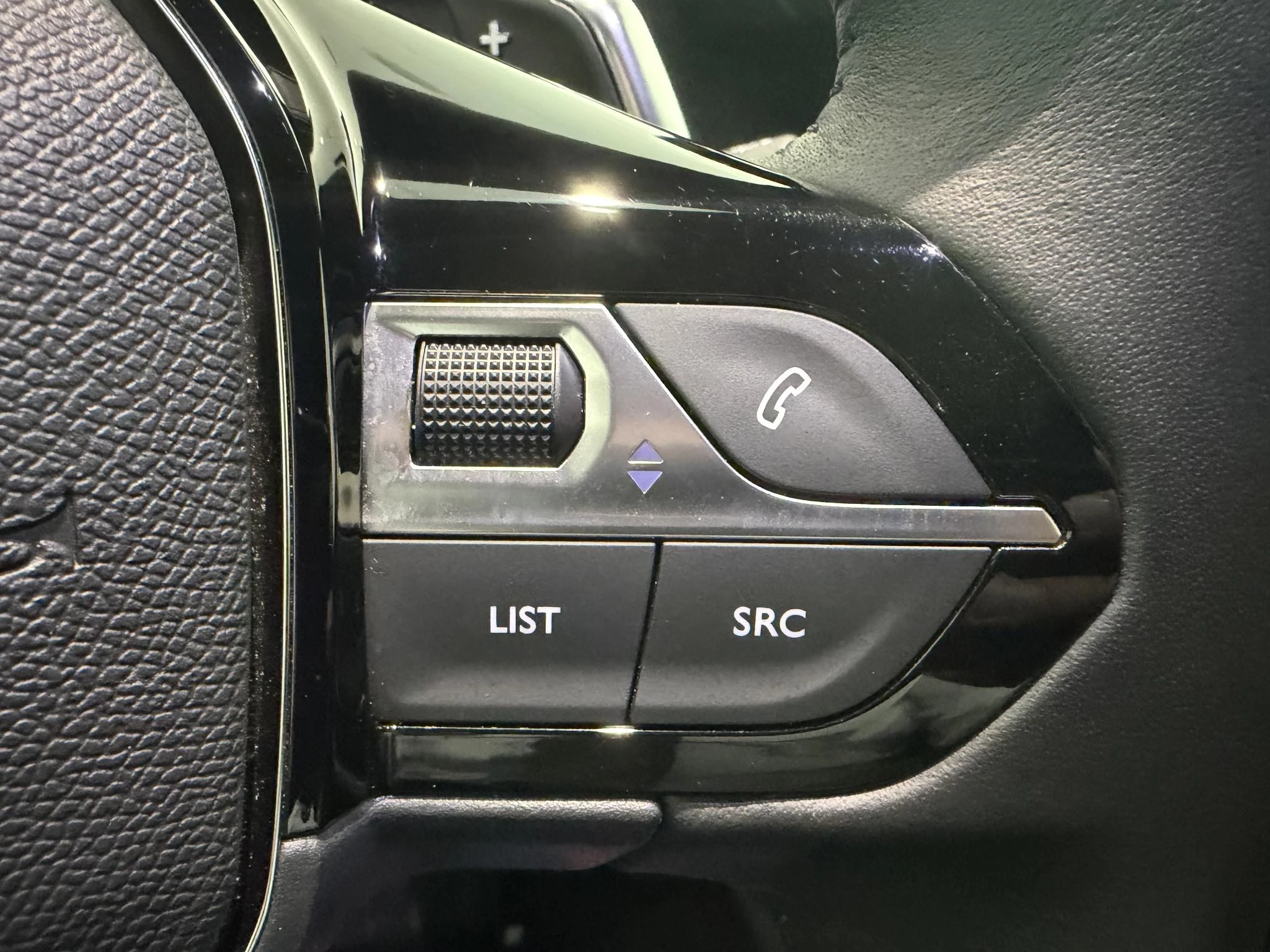 Peugeot-2008-image-14