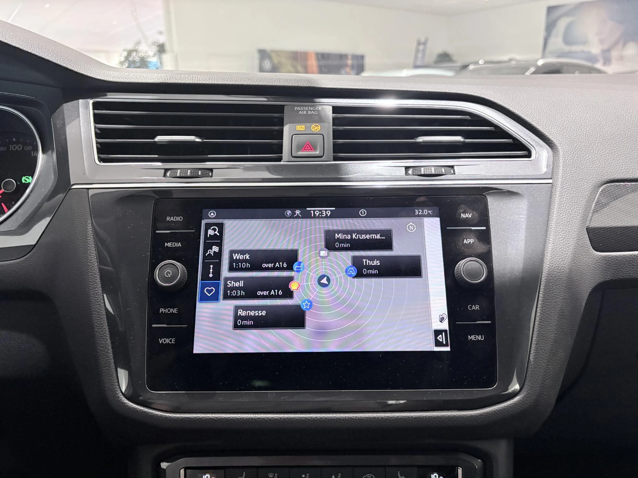 Volkswagen-Tiguan Allspace-image-20