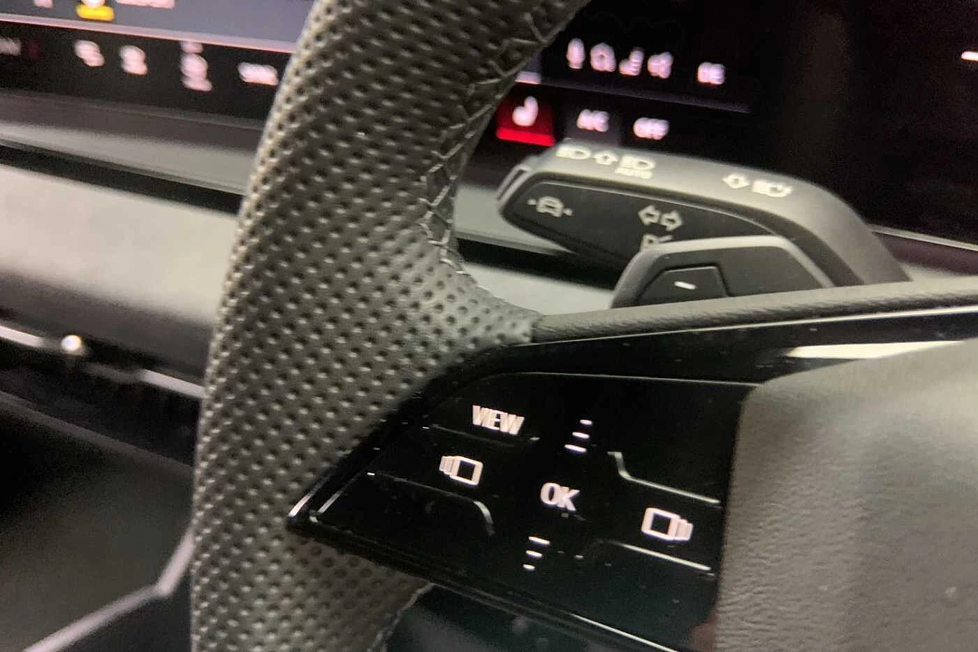 Audi-Q6 e-tron-image-21