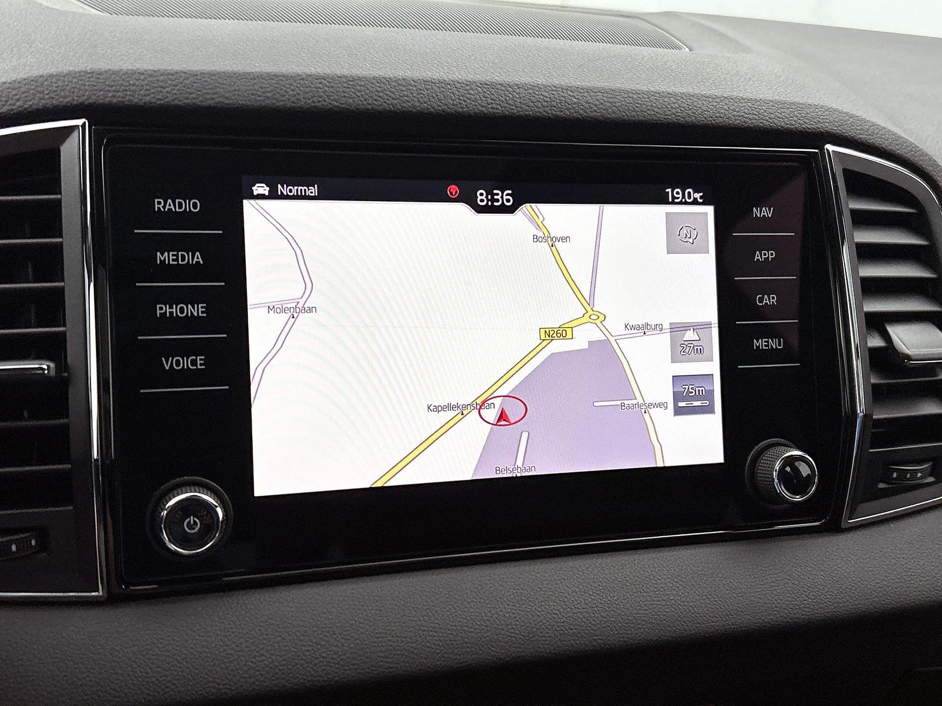 Škoda Karoq 1.5 TSI ACT Sportline Business