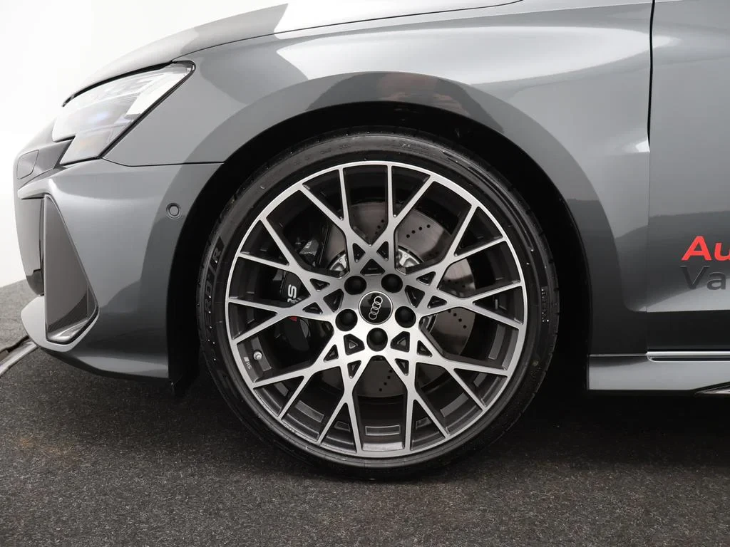 Audi-RS3-image-24
