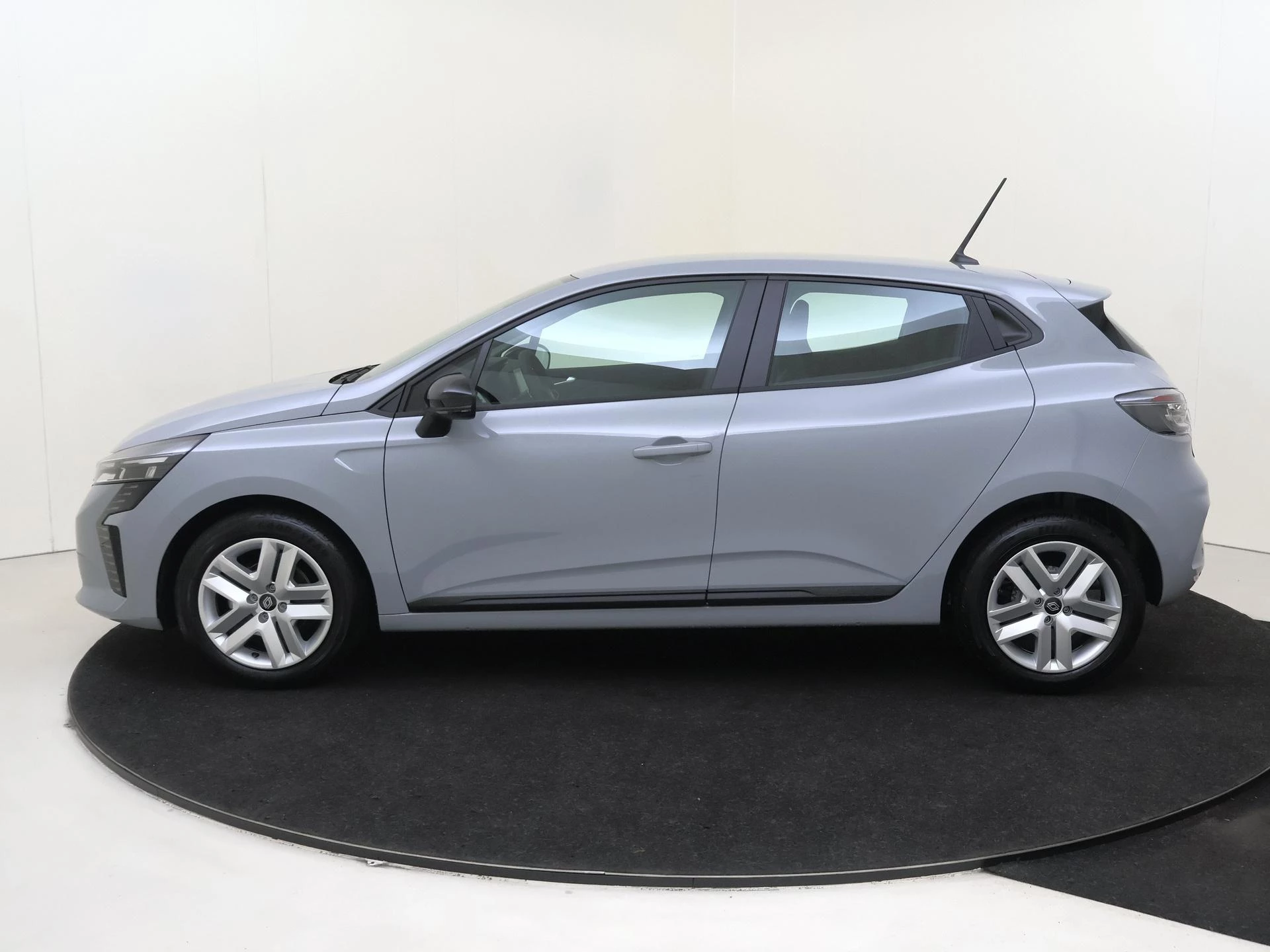 Renault-Clio-image-7