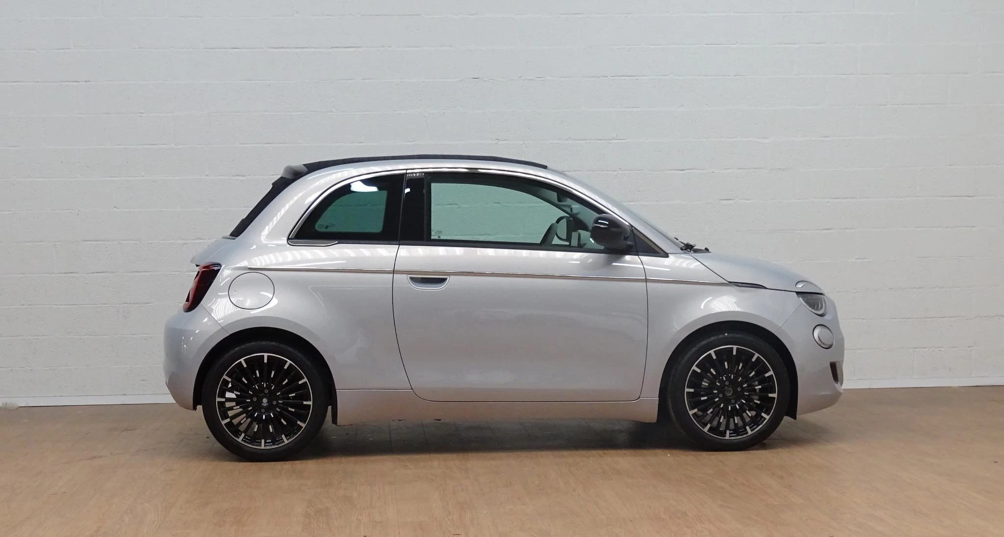 Fiat 500C 1.0 Hybrid LA PRIMA cabrio