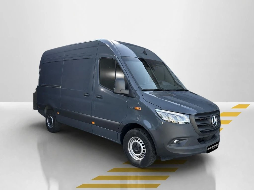 Mercedes-Benz-eSprinter 314-image-5