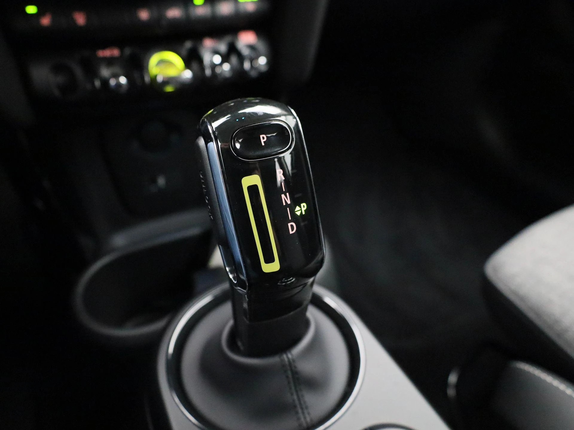 MINI-Electric-image-28
