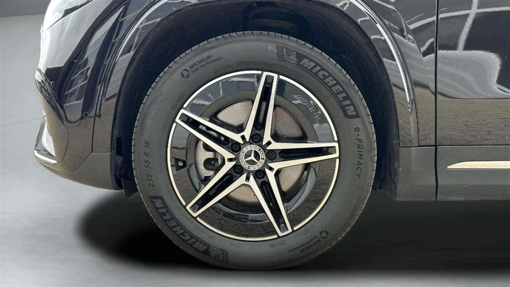 Mercedes-Benz-EQA-image-8