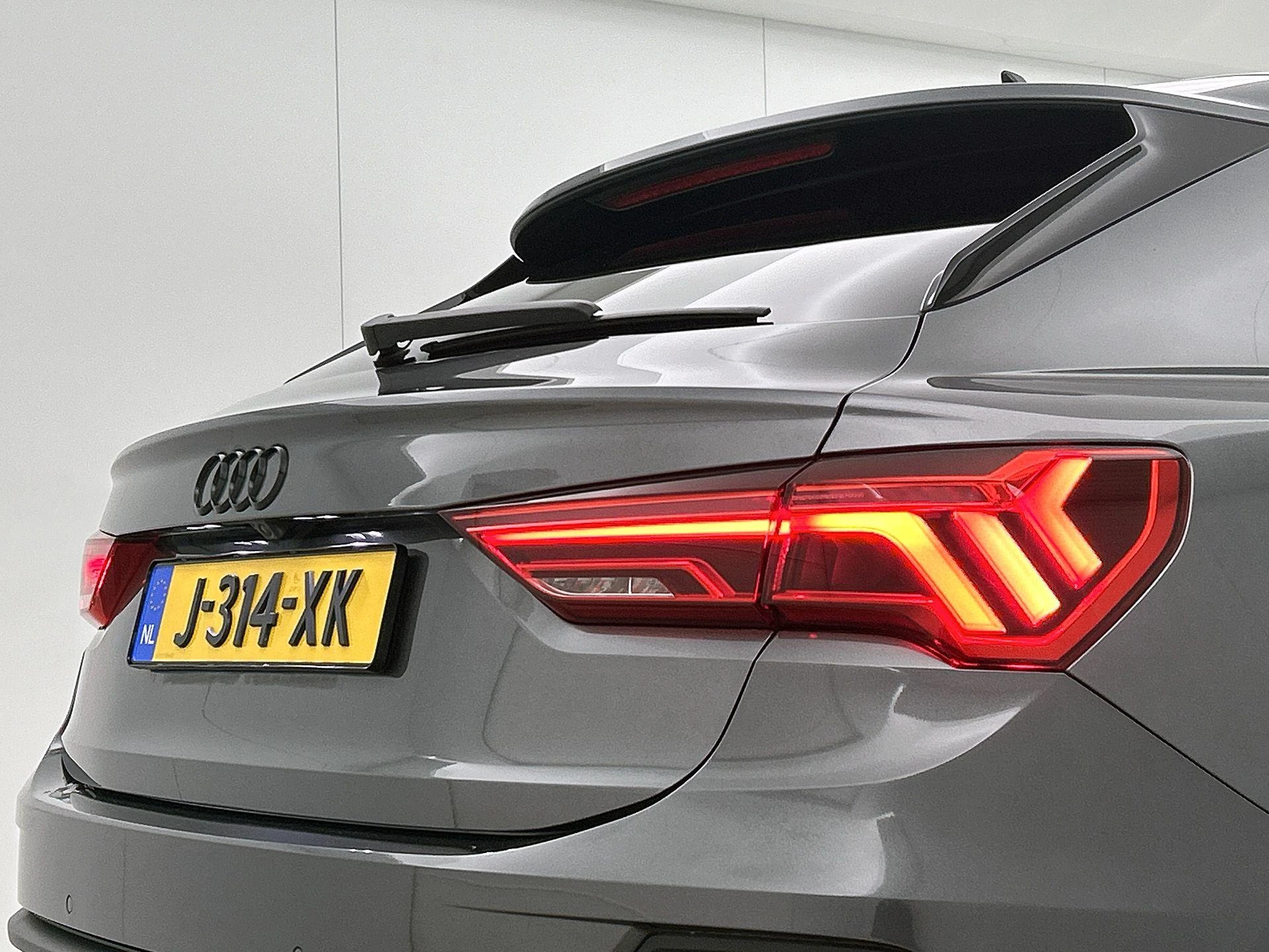 Audi-Q3-image-5