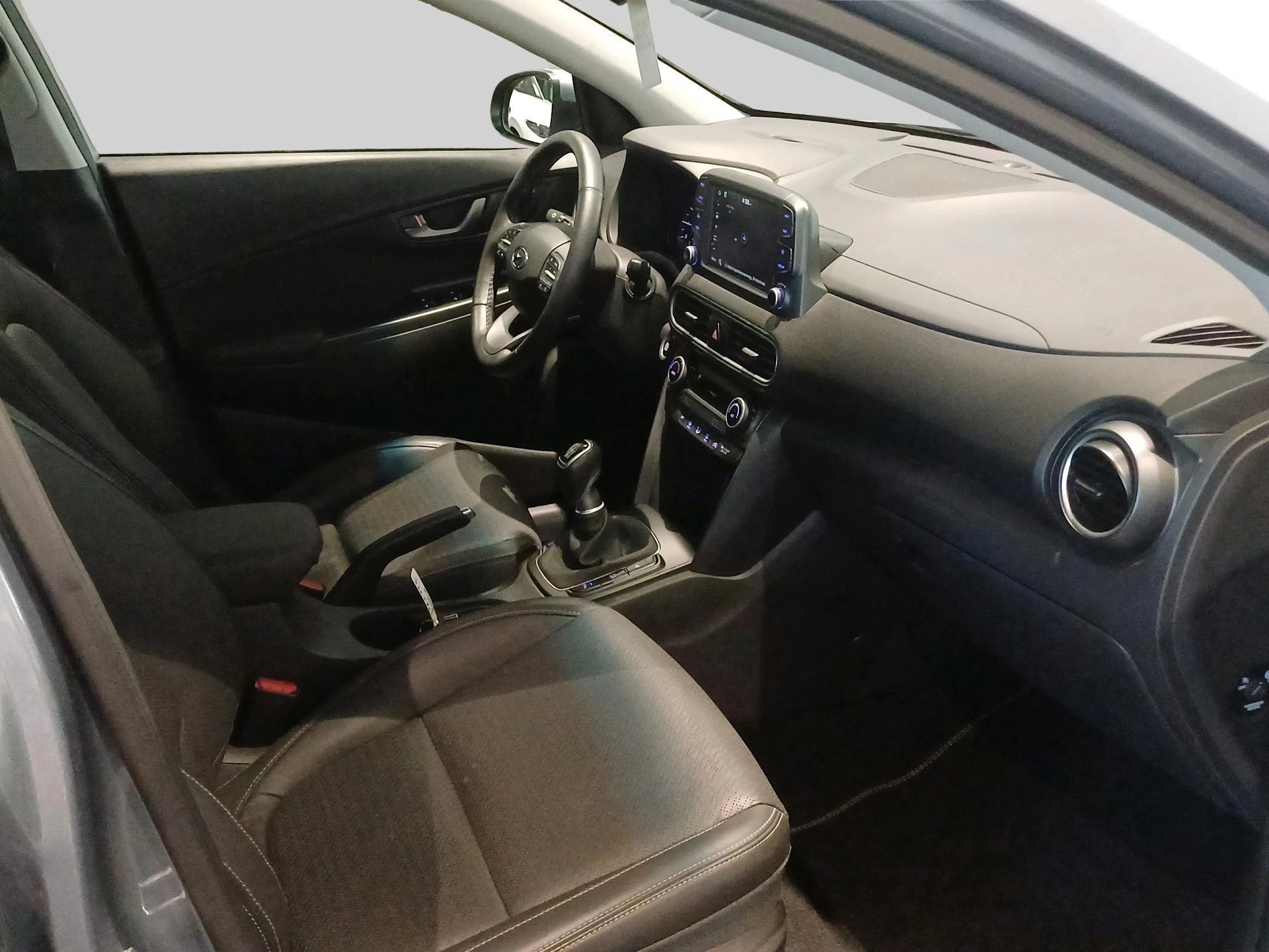 Hyundai-Kona-image-13