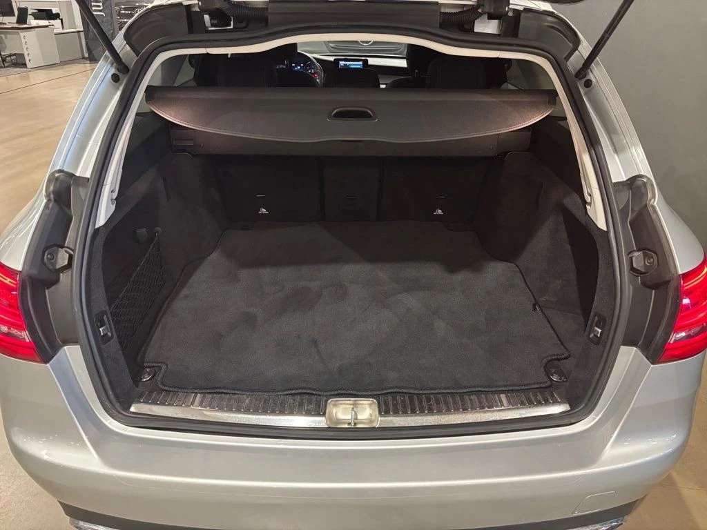 Mercedes-Benz-C-Klasse 200-image-12