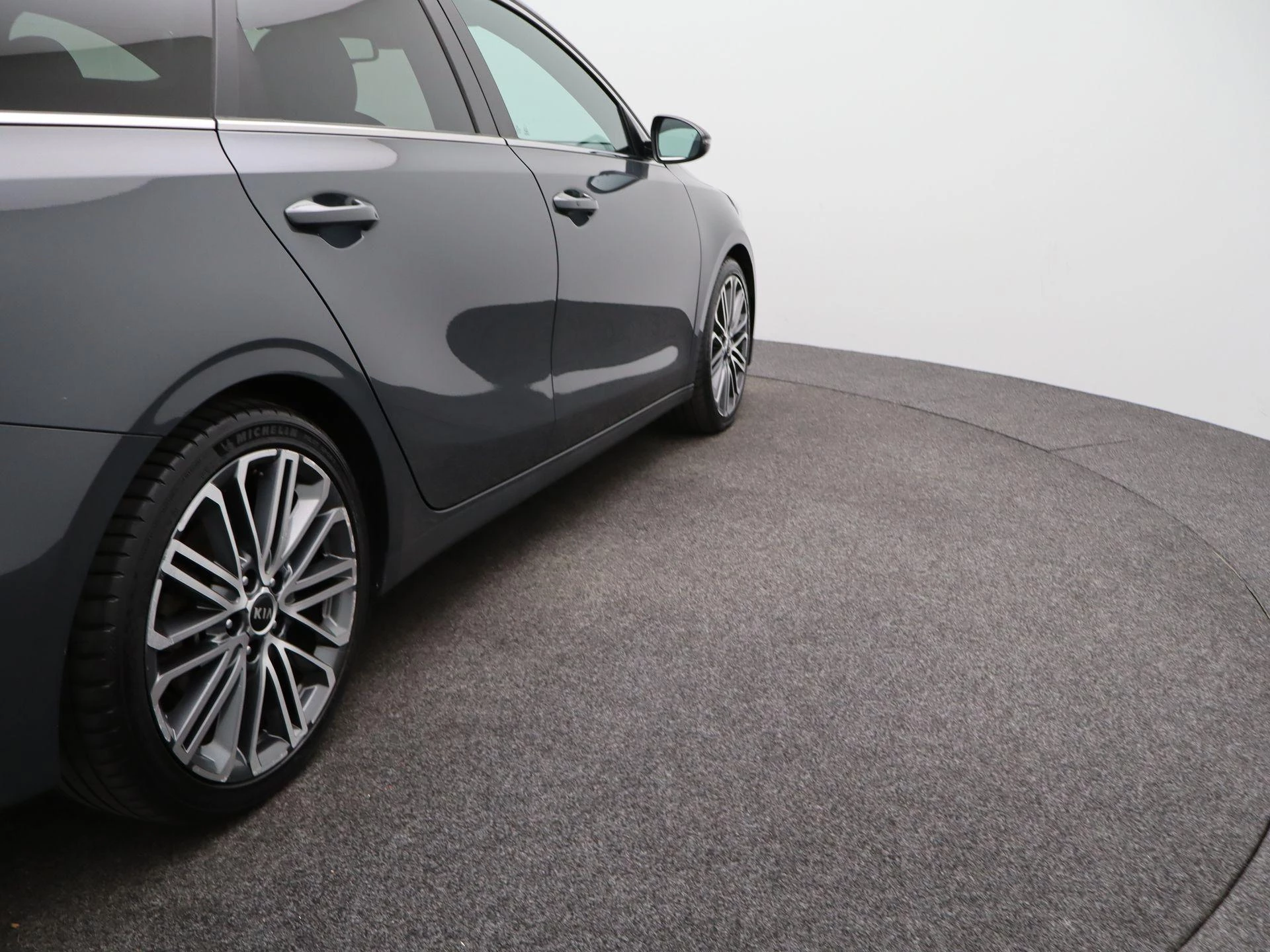 Kia-Ceed Sportswagon-image-31