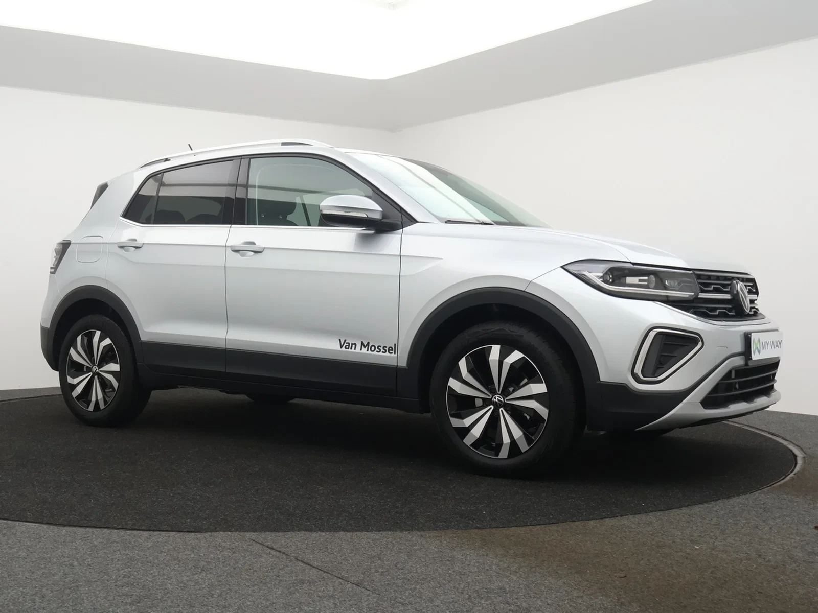 Volkswagen-T-Cross-image-3