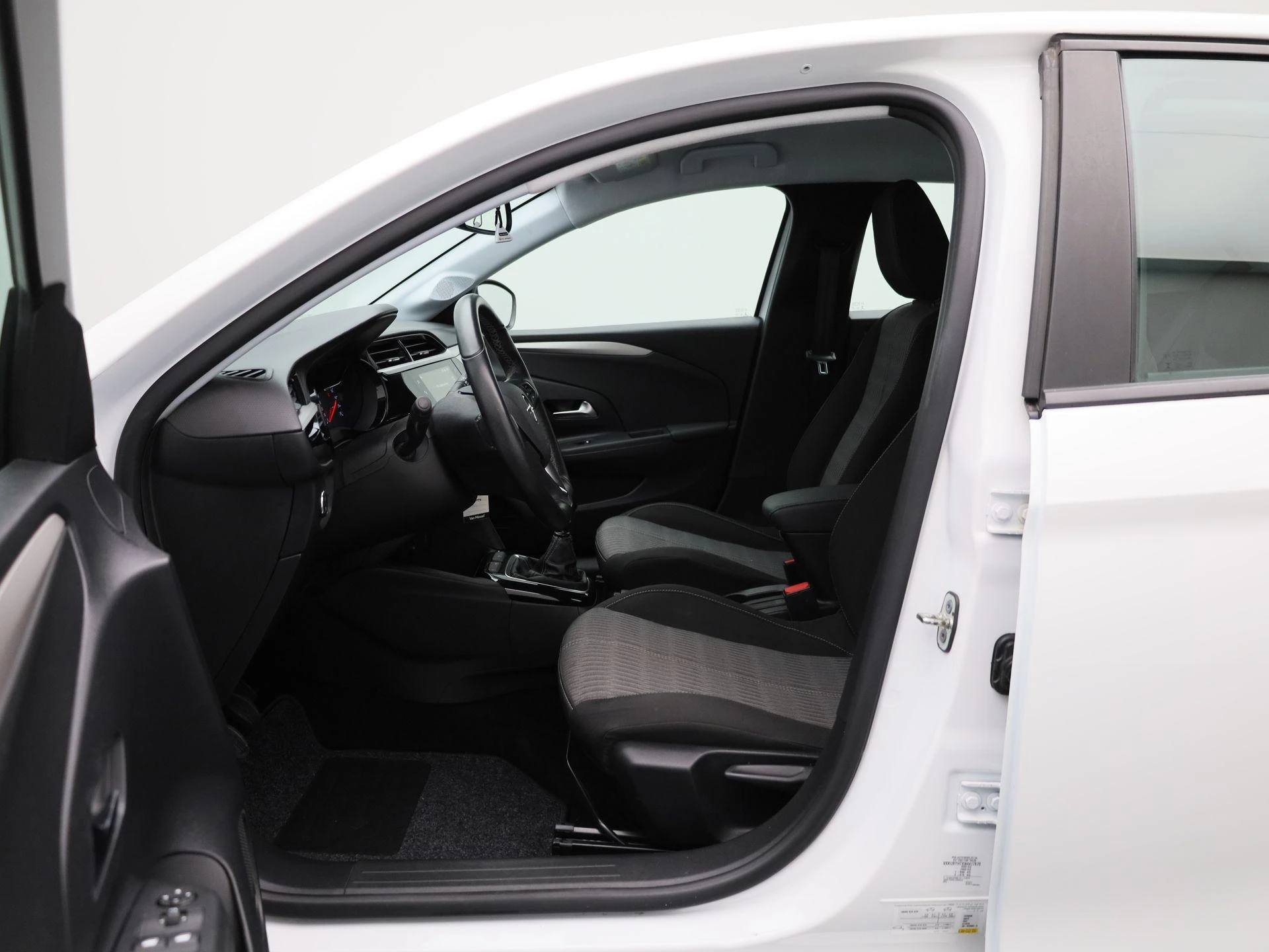 Opel-Corsa-image-8