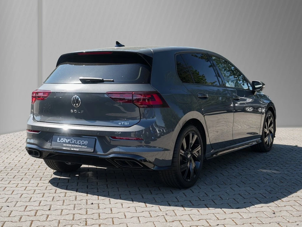 Volkswagen-Golf-image-3