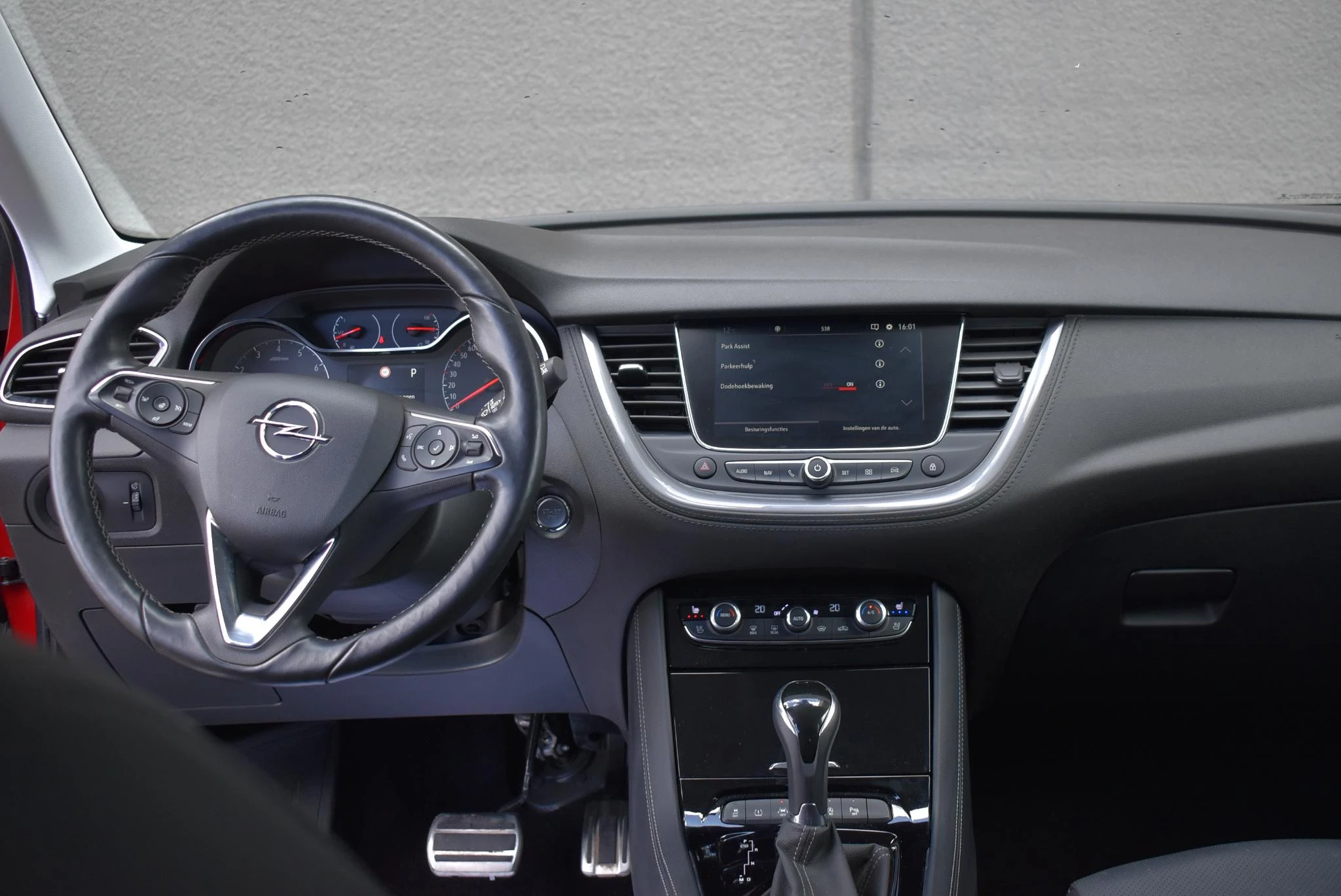 Opel-Grandland X-image-38