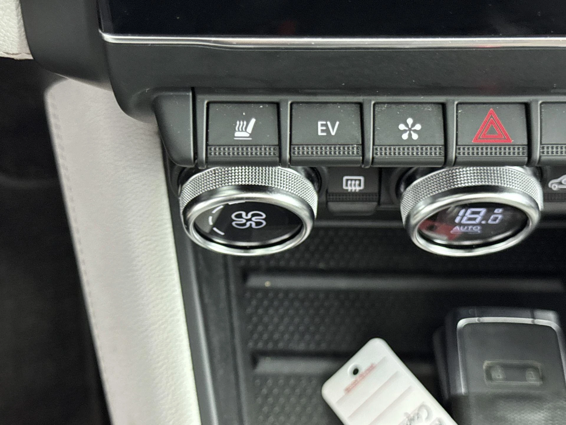 Renault-Captur-image-7