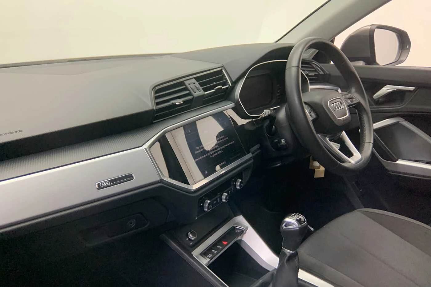 Audi-Q3-image-11